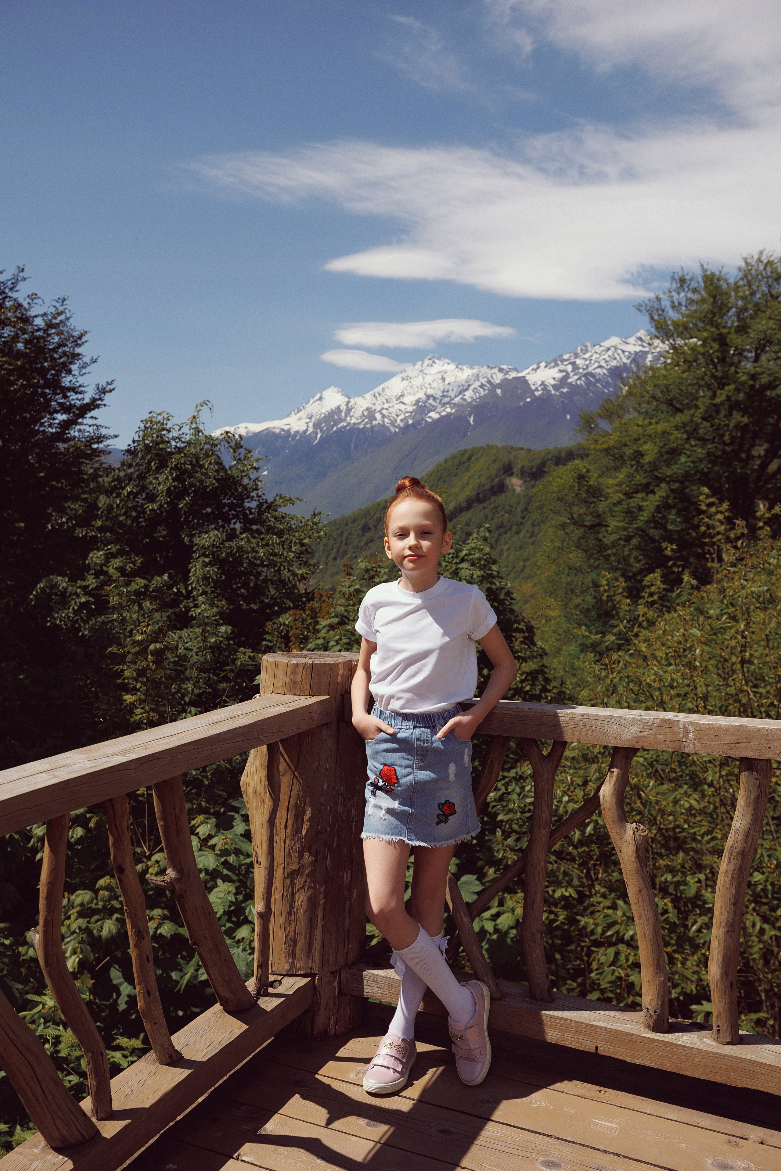 Семейная фотосессия в горах на Красной поляне. Свадебный и семейный фотограф в Сочи Денис Вялов