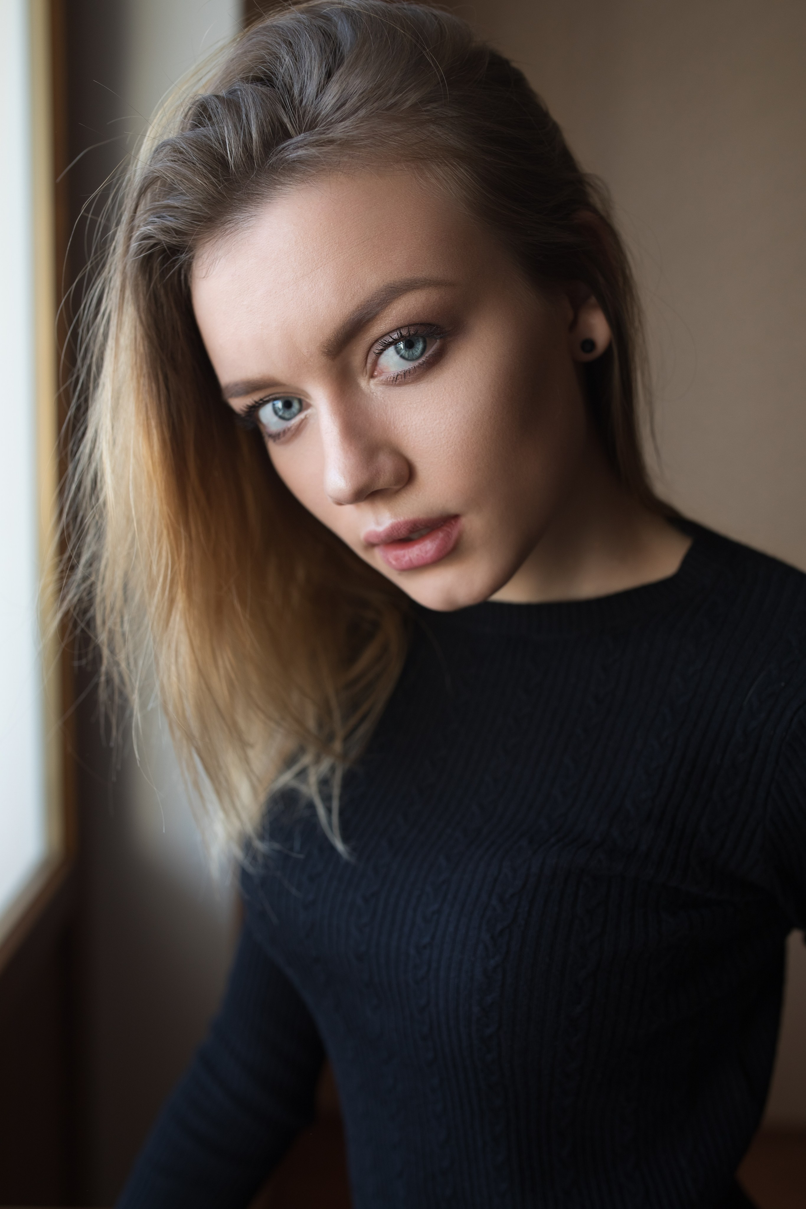 Портреты у окна с Екатериной в формате для «себя»