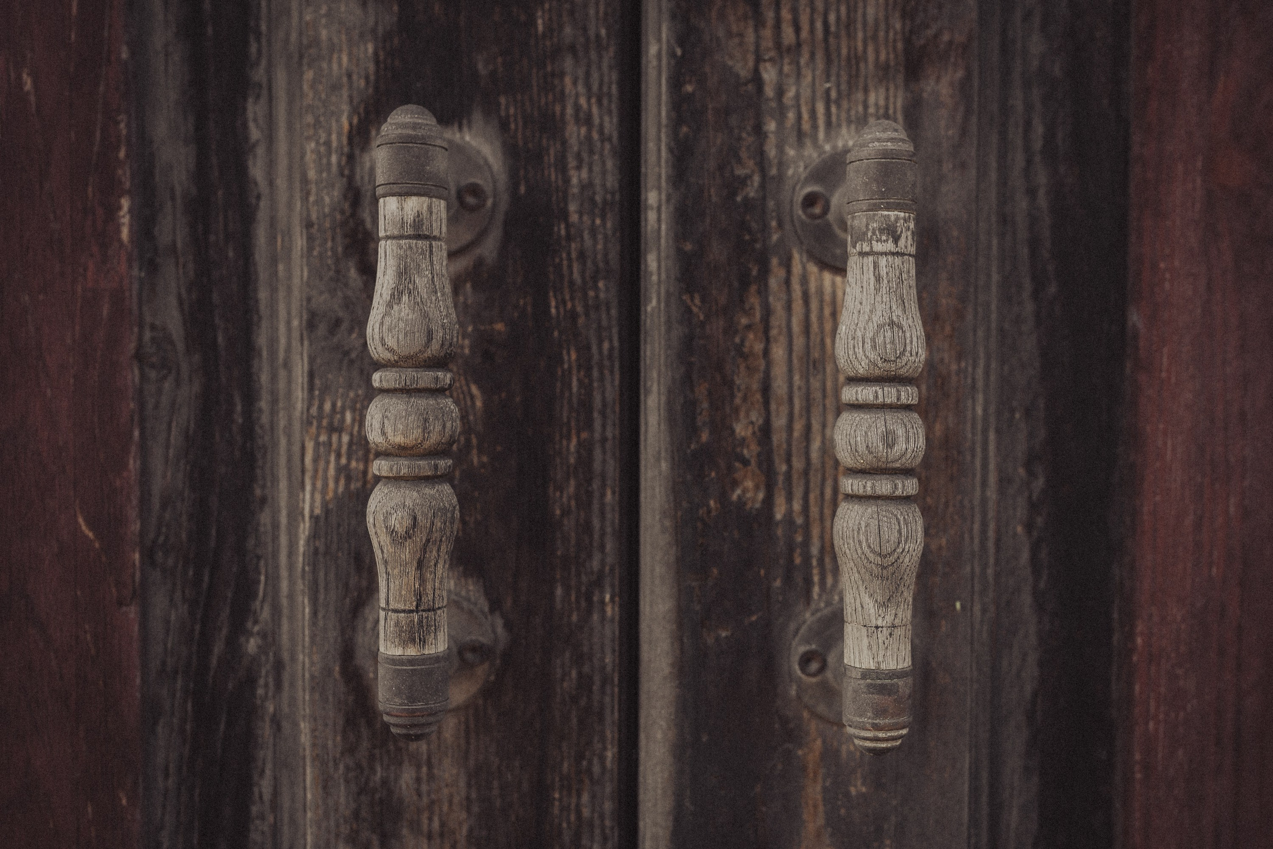 Проект #улицыгорода. Ярославль, улица Большая Фёдоровская. Документальный фотограф Илья Тихановский