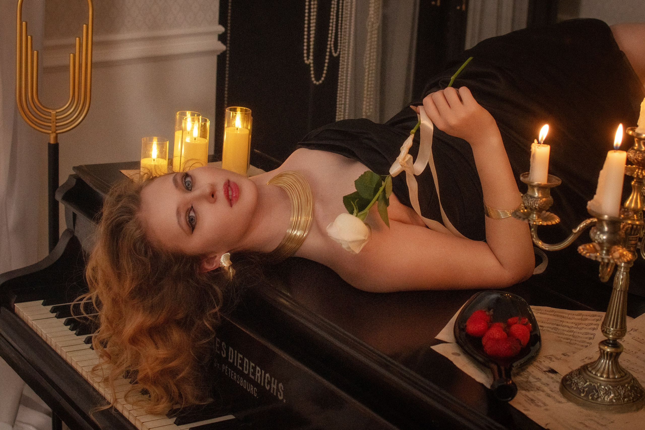 Фотосессия с роялем. Фотографы в Тюмени Андрей и Лидия Войвод