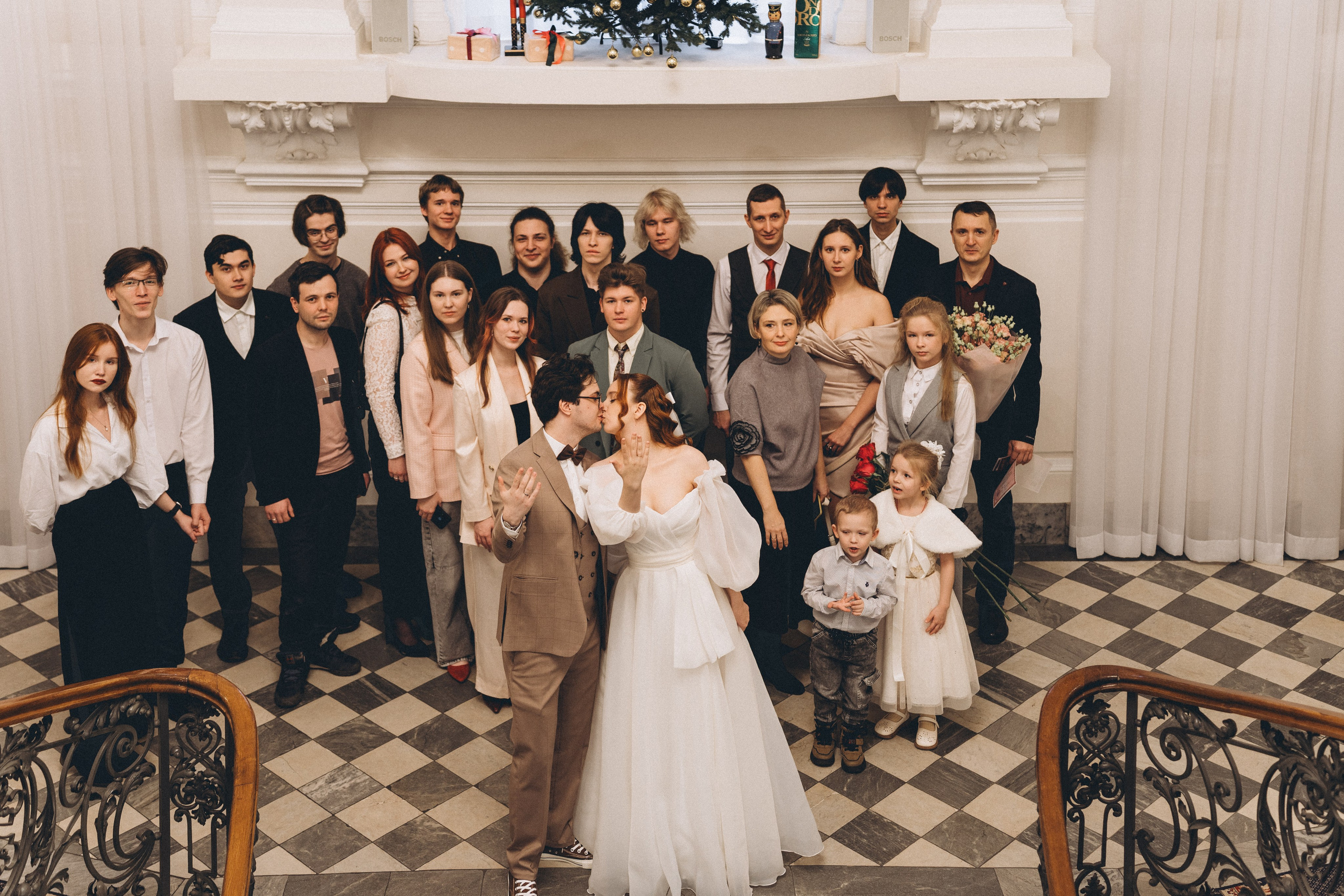 СВАДЕБНАЯ СЬЕМКА ВО ВТОРОМ ДВОРЦЕ С ГОСТЯМИ И ПРОГУЛКА В ТАВРИЧЕСКОМ САДУ. Профессиональный фотограф, Санкт-Петербург — Виктория Богомолова