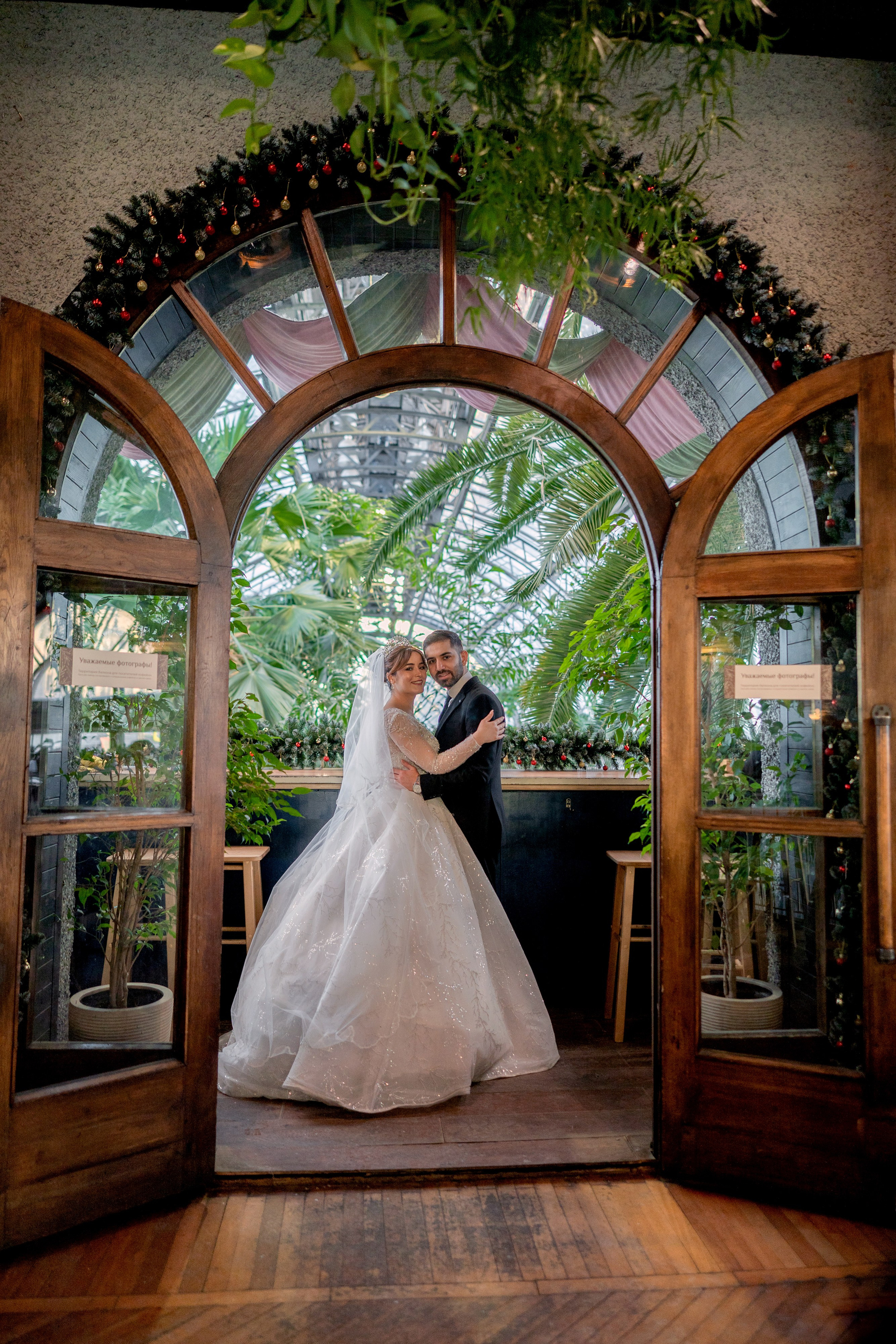 Места для фотосессии зимой в плохую погоду в Санкт-Петербурге. Свадебный фотограф Александр Невский в Санкт-Петербурге