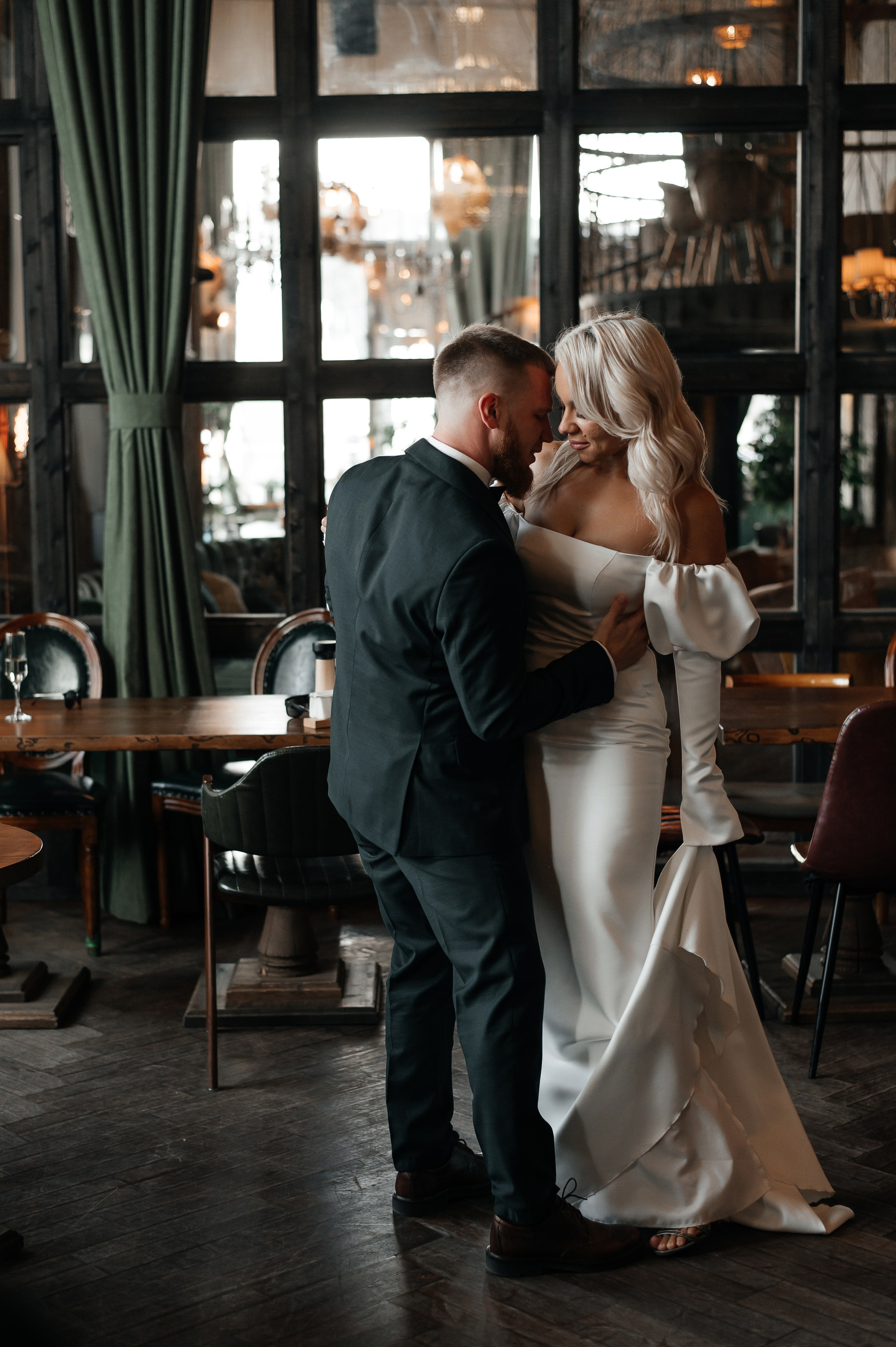 Iove. Свадебный и семейный фотограф в Красноярске Виктория Тимонина