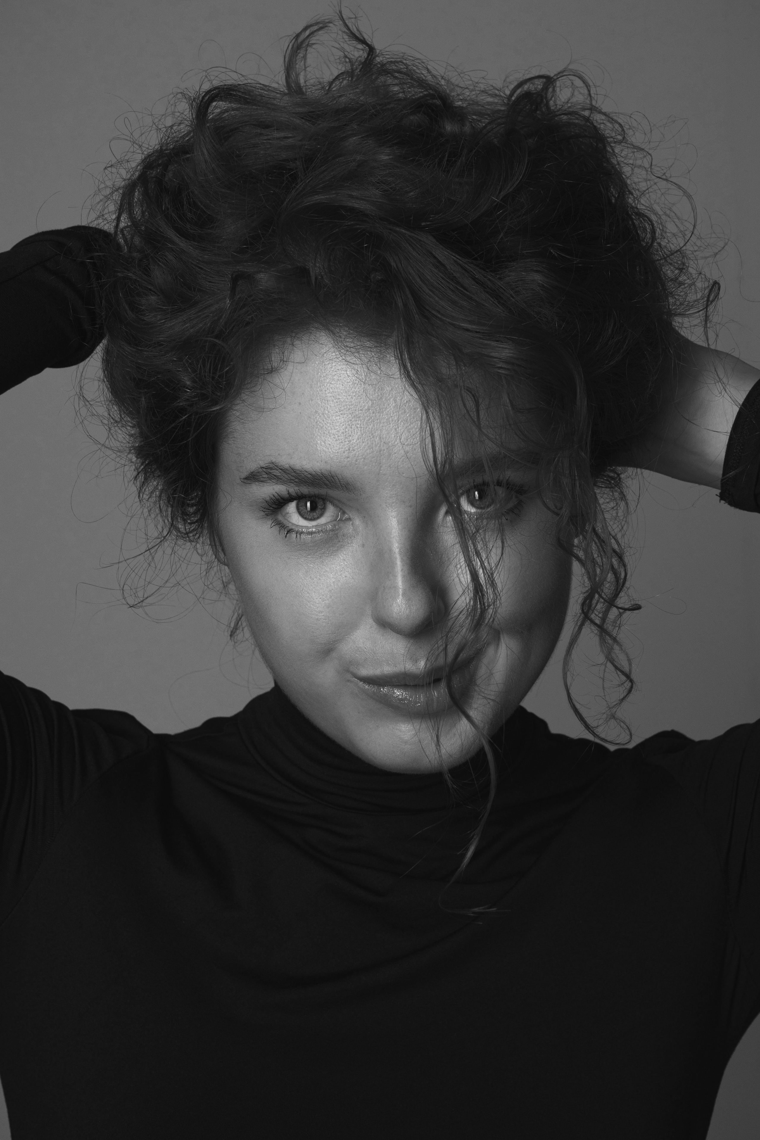 Алина Резвякова. Фотограф для брендов Любовь Батина (Спб/Мск)