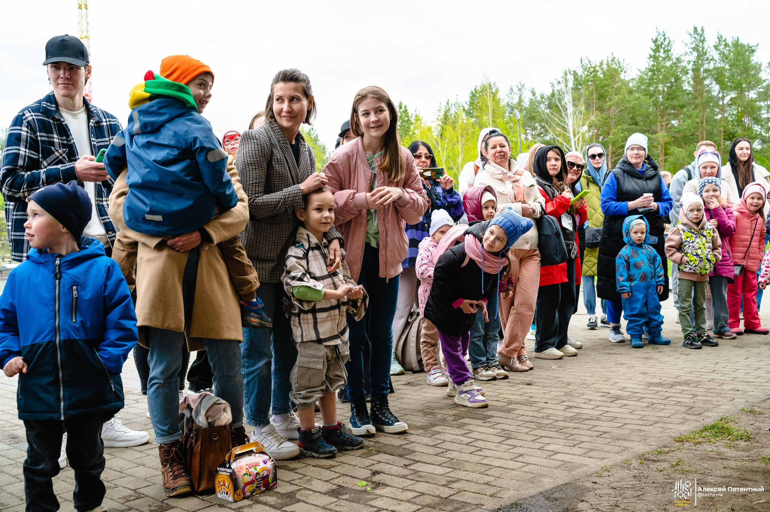 Фестиваль сказок Дикоросы. Екатеринбург. Май 2024. Репортажный и концертный фотограф Алексей Патентный в Екатеринбурге