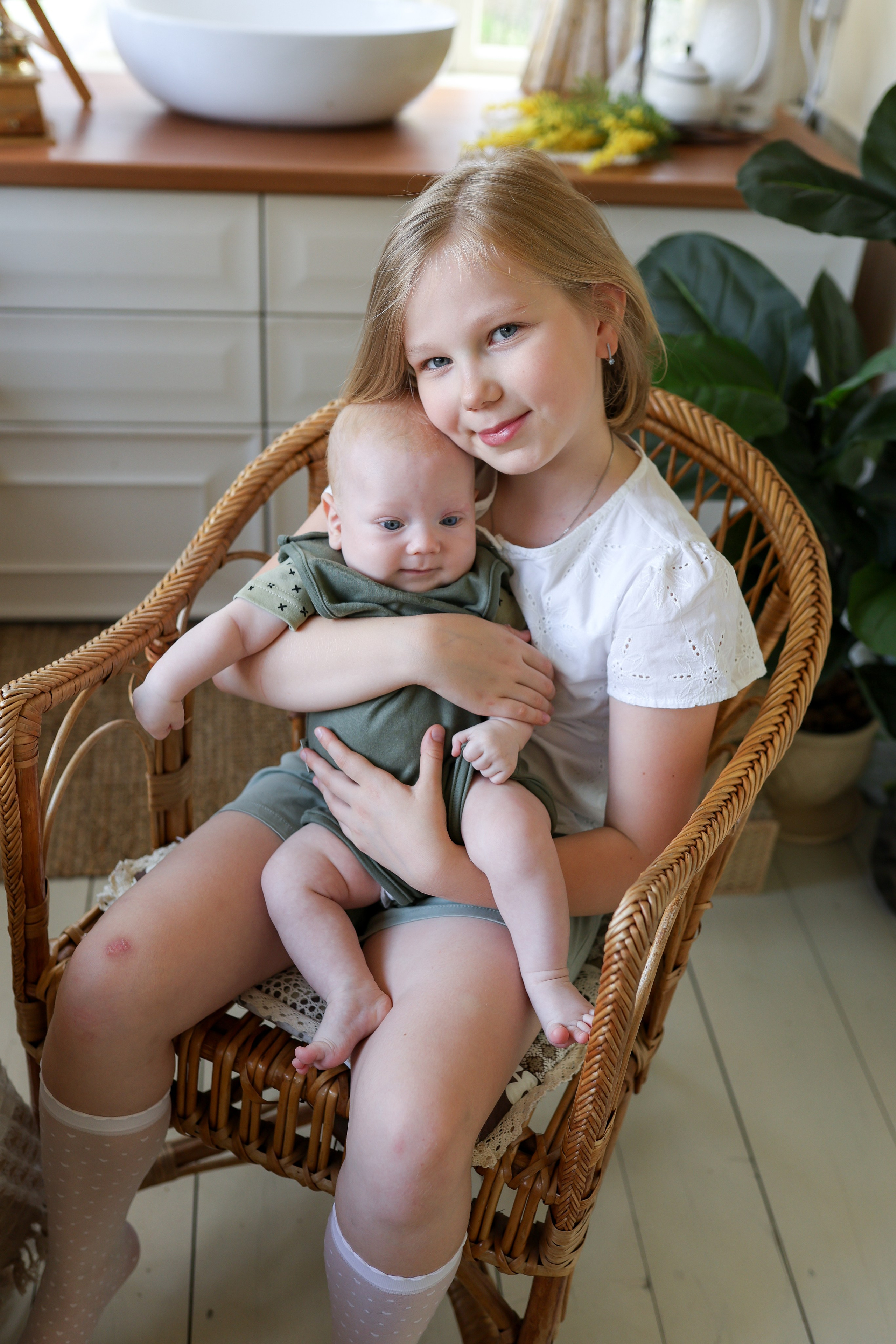 Семейная фотосессия в загородной студии. Фотограф в Железнодорожном и Балашихе