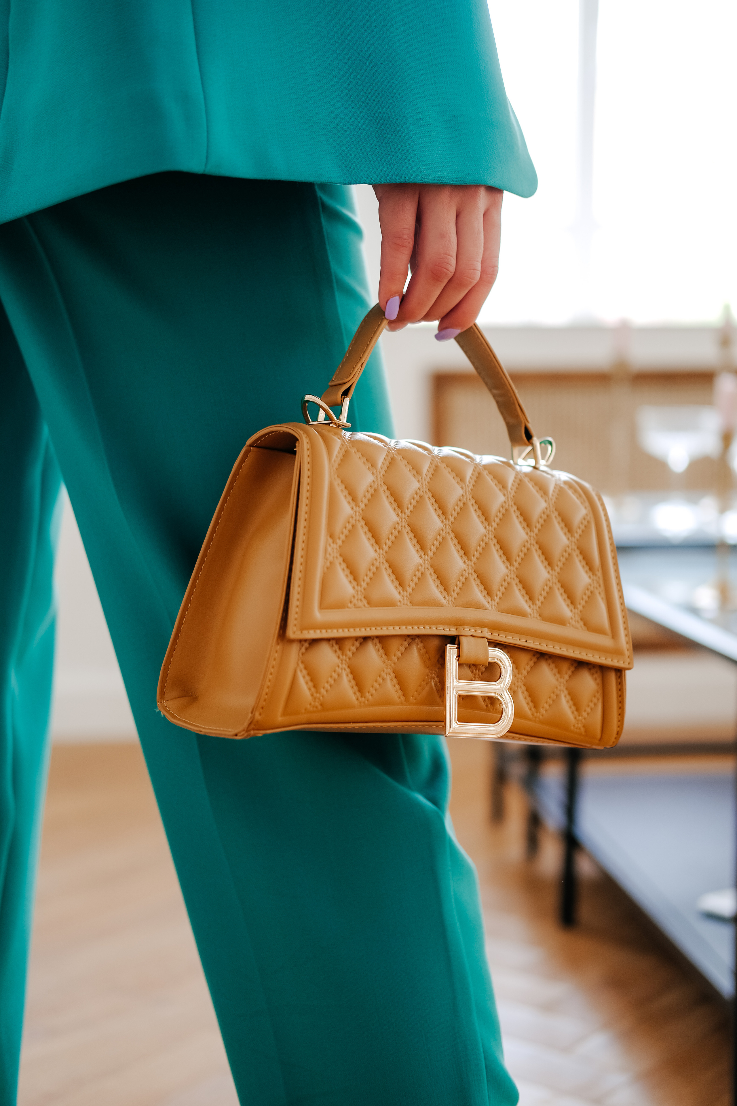 Рекламная фотография (каталог, лукбук, журнал). Женский и свадебный фотограф в Тюмени