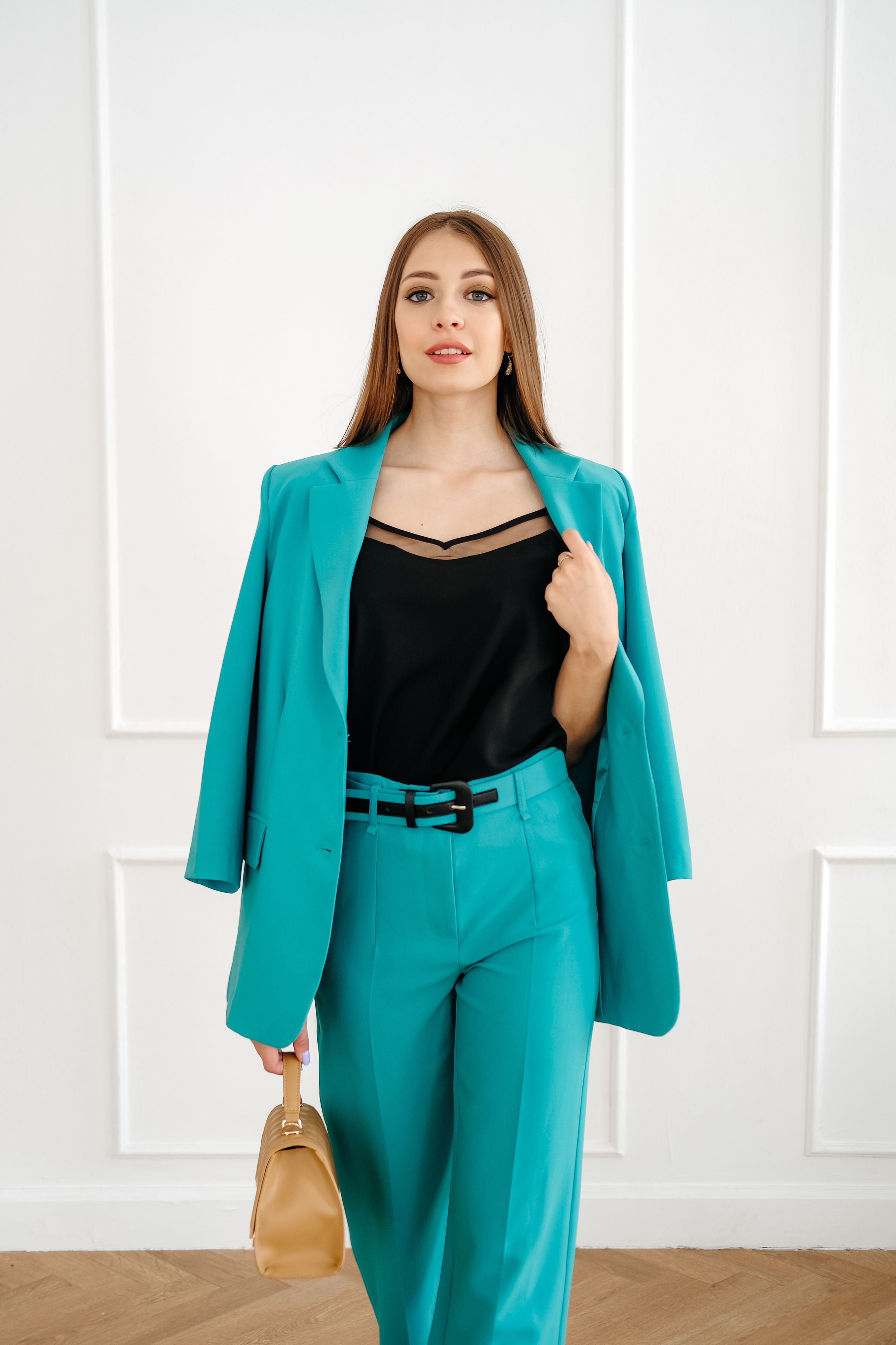 Рекламная фотография (каталог, лукбук, журнал). Женский и свадебный фотограф в Тюмени