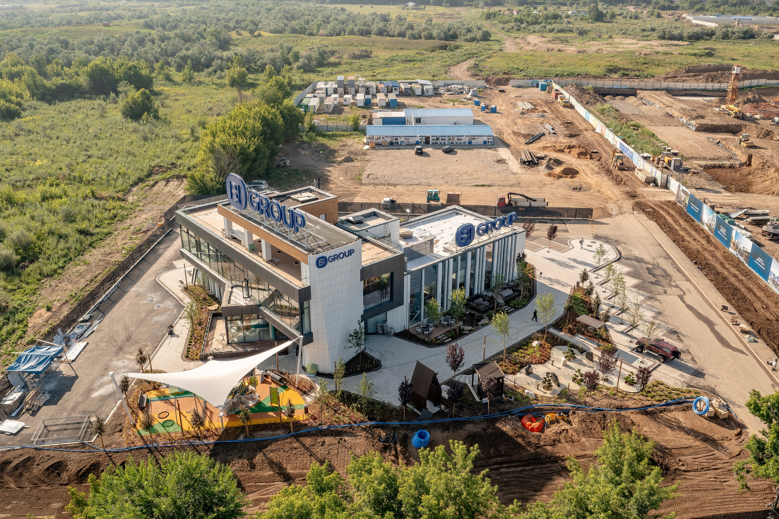 Алматы, ход строительства отдела продаж Bi Group Dream City Tech, июнь 2025. Интерьерный фотограф Алматы