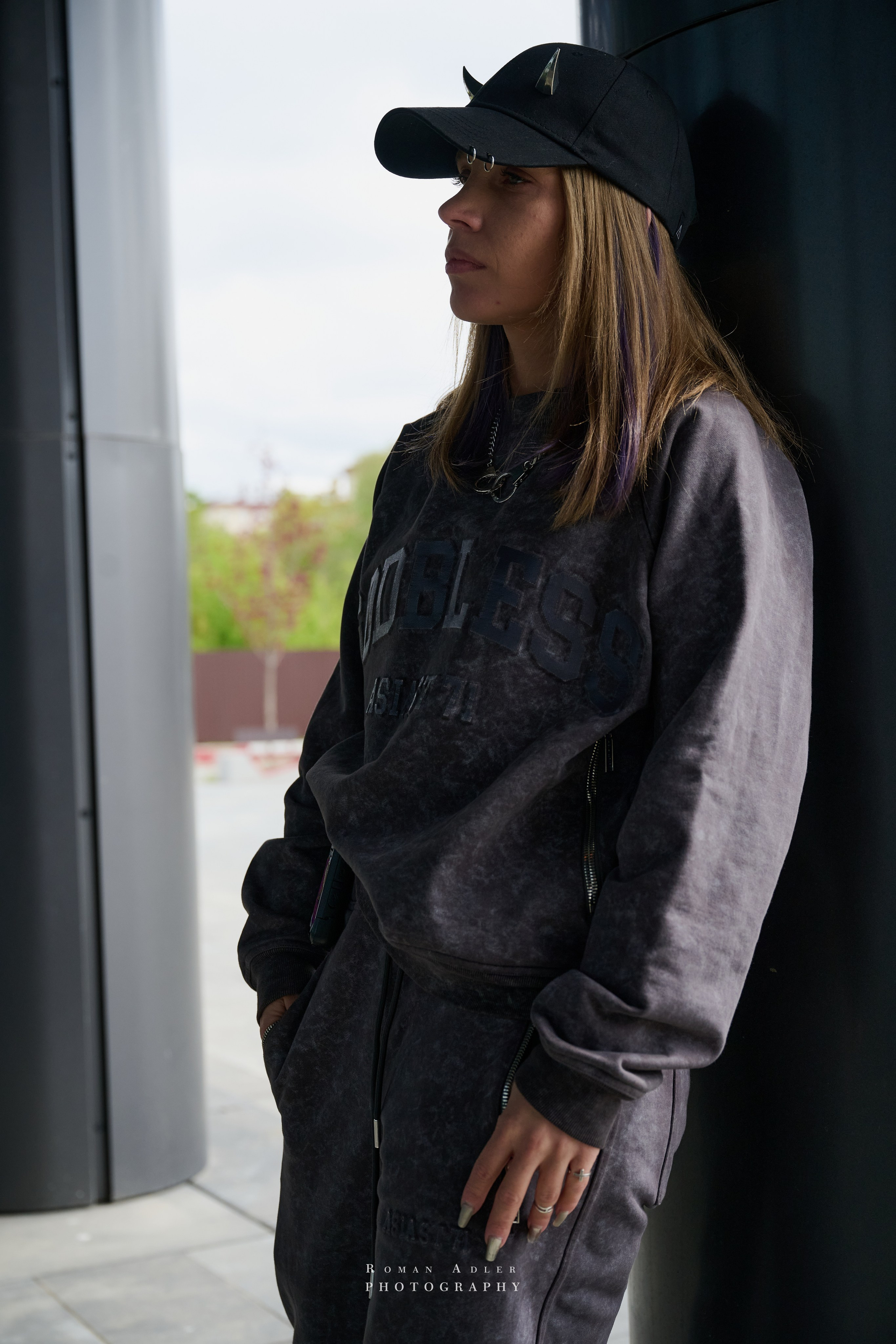 Репортаж со съёмок фильма «Своя в доску». Фотограф Роман Адлер