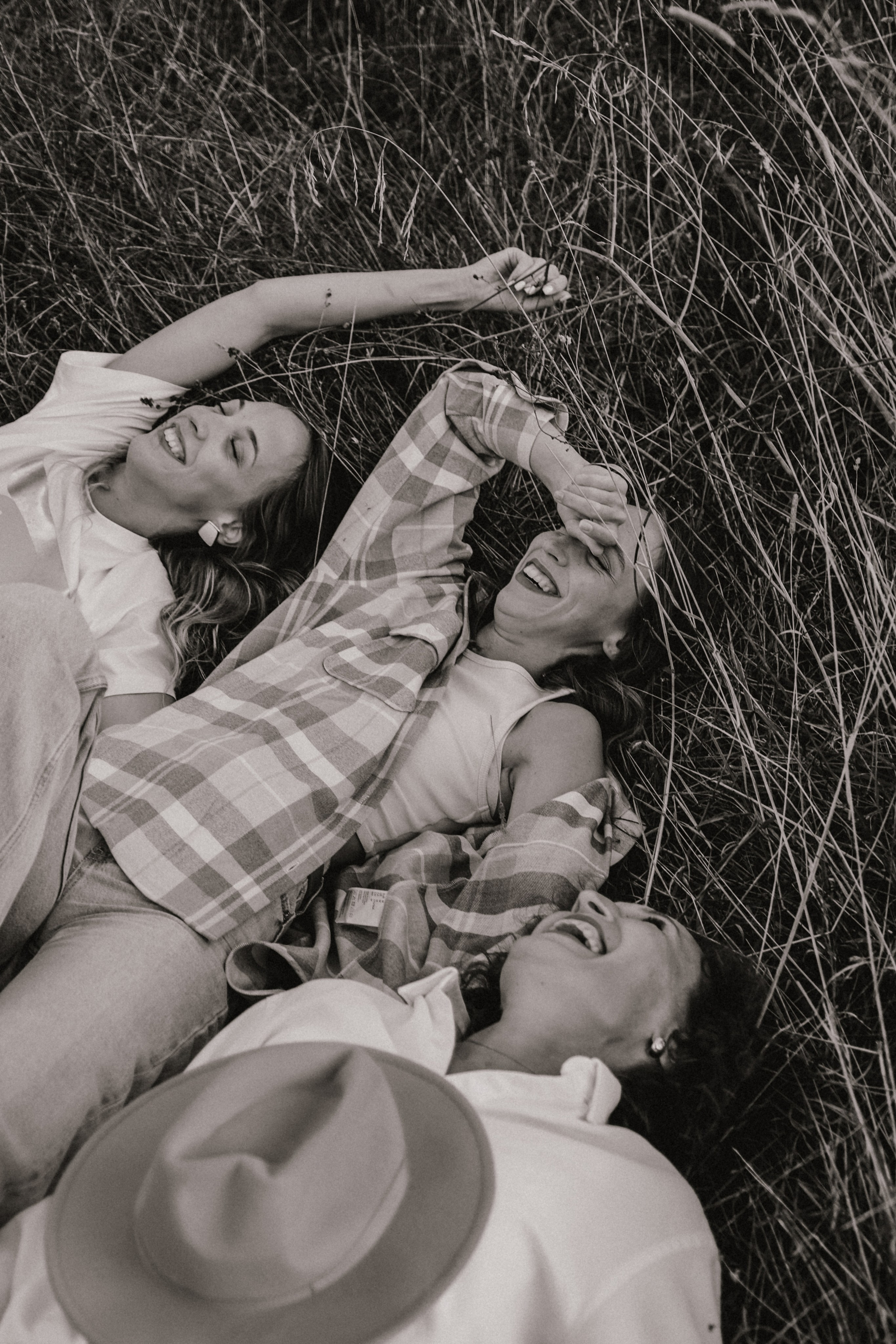 Ксюша и Алена с мамой. Семейный фотограф Москва