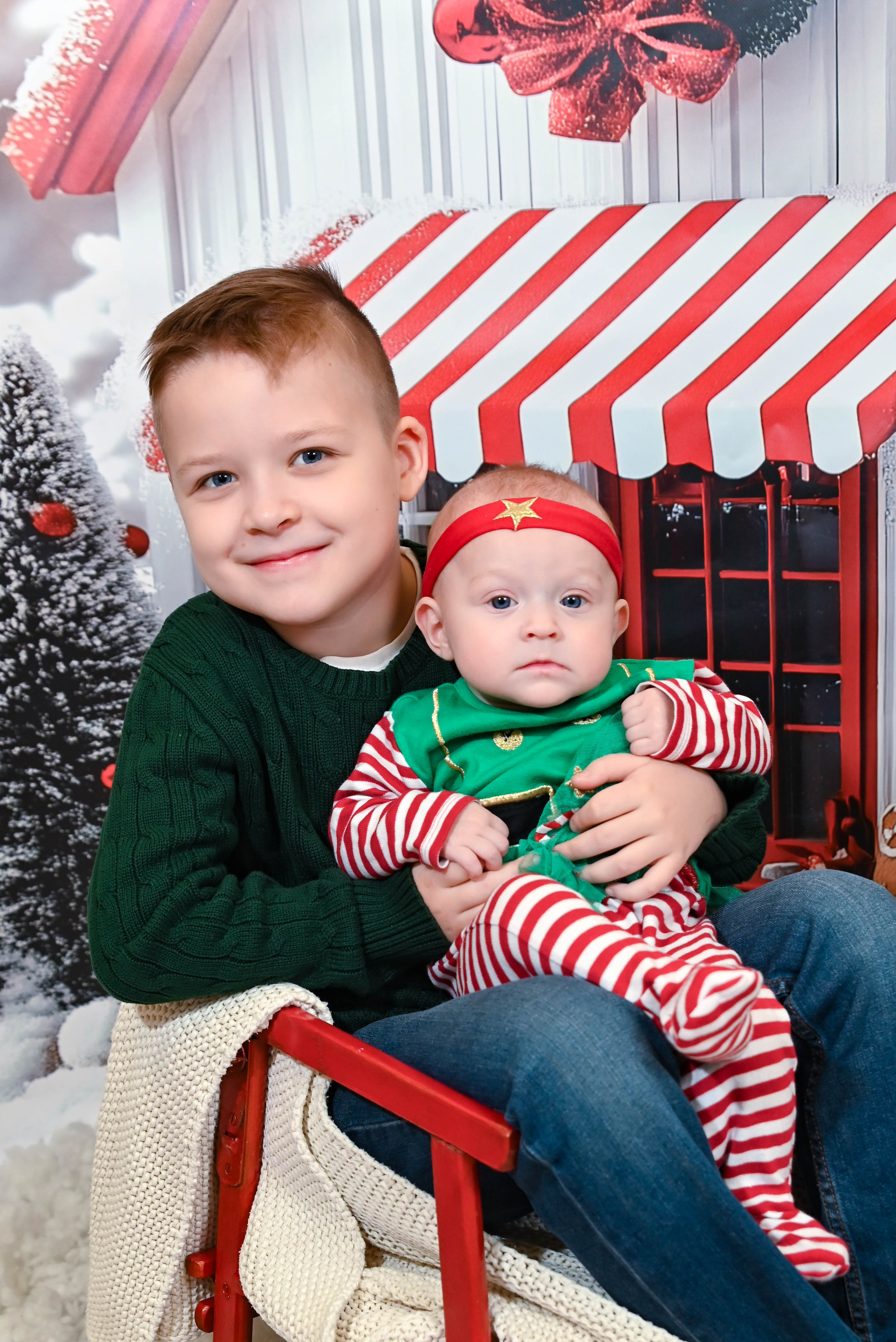 Новогодняя сказка. Выпускные альбомы для детских садов Санкт-Петербург