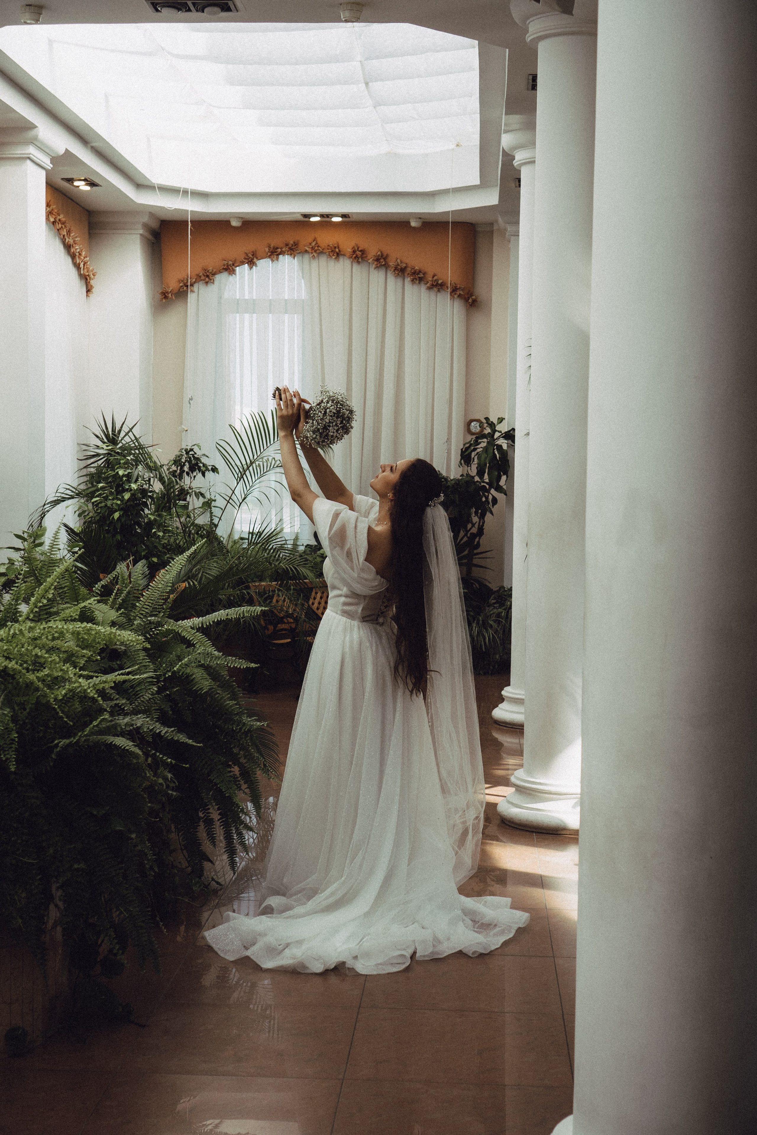 СВАДЕБНАЯ СЬЕМК В ПАРКЕ 300-ЛЕТИЯ. Профессиональный фотограф, Санкт-Петербург — Виктория Богомолова