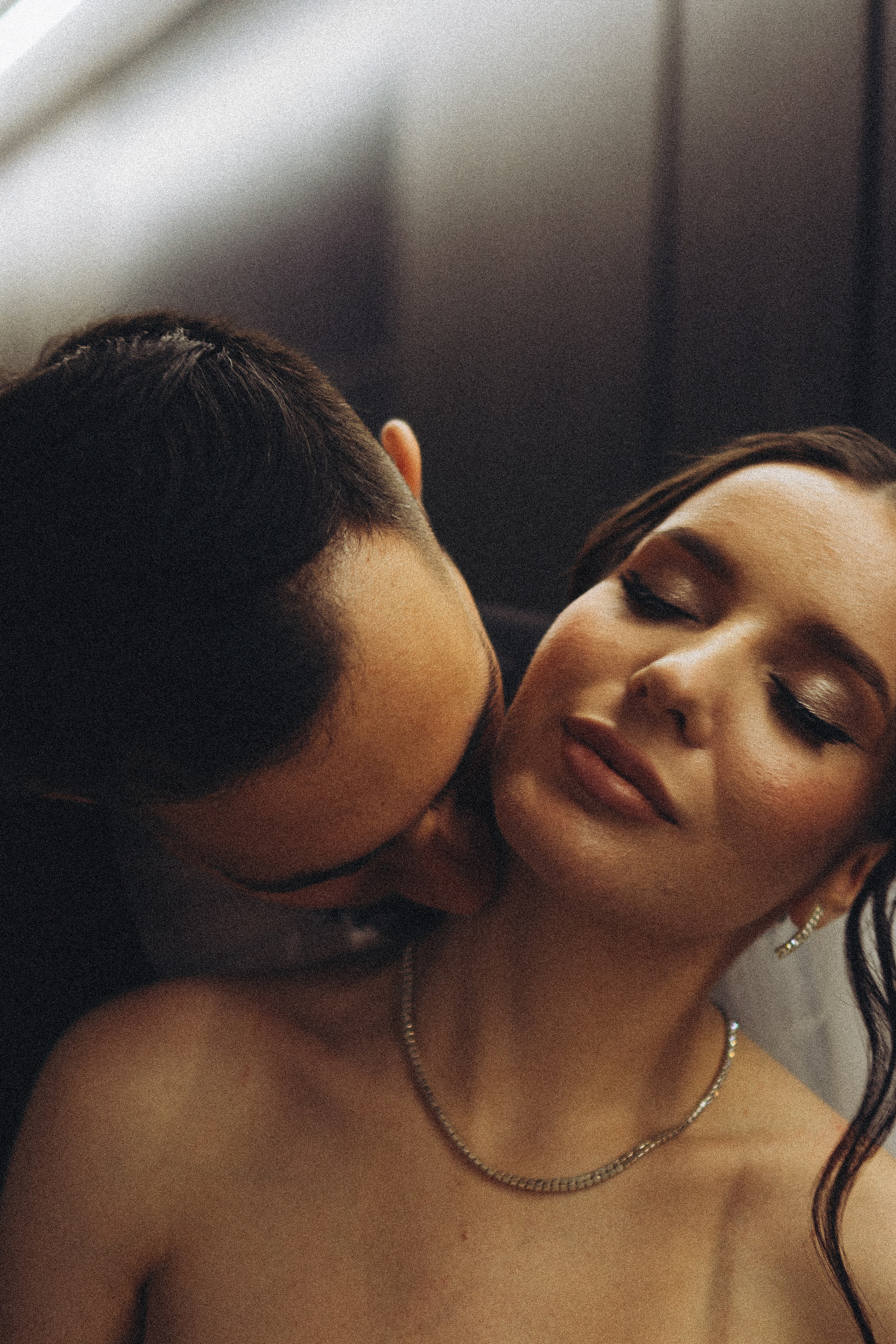 СВАДЕБНАЯ СЬЕМКА СБОРОВ ЖЕНИХА И НЕВЕСТЫ В ОТЕЛЕ И ТАКЖЕ ФОТОСЕССИИЯ В ОТЕЛЕЕ МЕГАПОЛИС БРЯНСК. Профессиональный фотограф, Санкт-Петербург — Виктория Богомолова