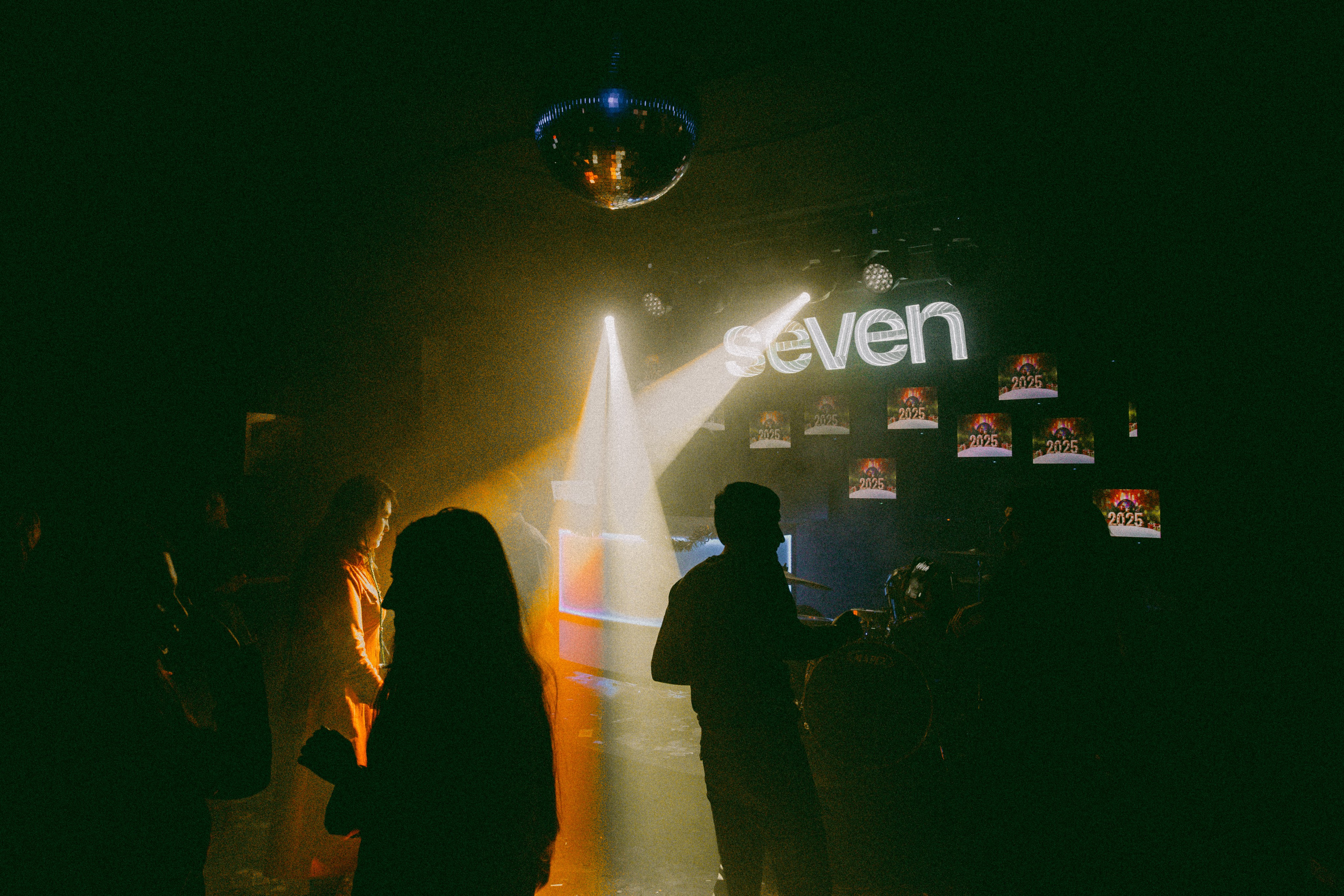 SEVEN bar — New Year