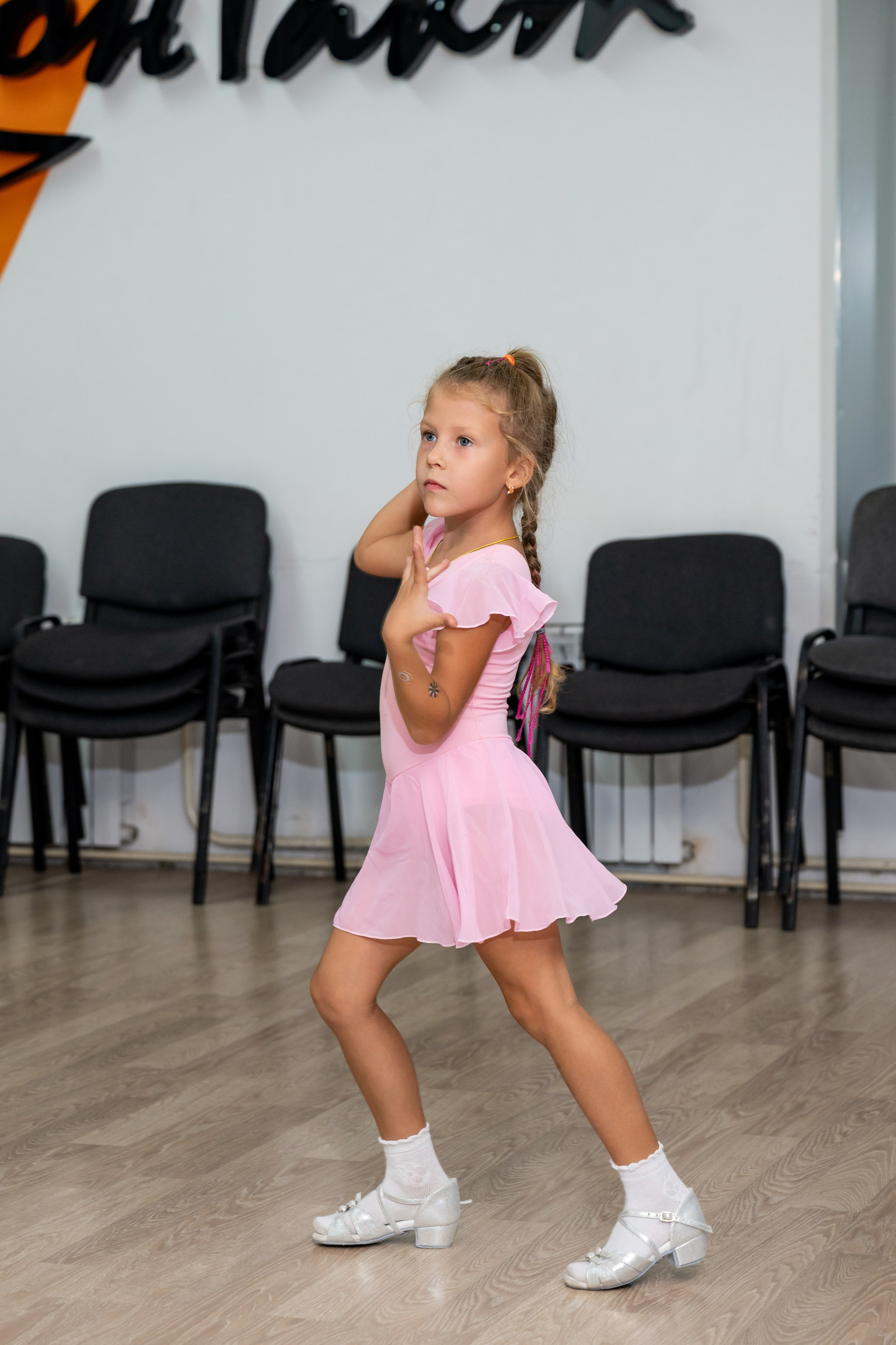 Группа 3-6 лет первый и второй год обучения. КонТакт — спортивные бальные танцы в Москве