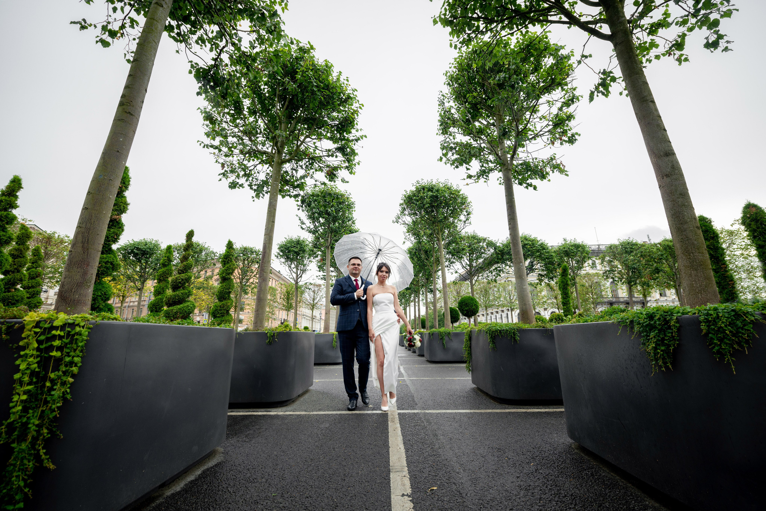 Евгений и Александра (фотосессия под дождём на Исаакиевской площади, свадебная прогулка на Финском заливе). Портретный, семейный и свадебный фотограф в Санкт-Петербурге и в Пушкине Ширяев Денис