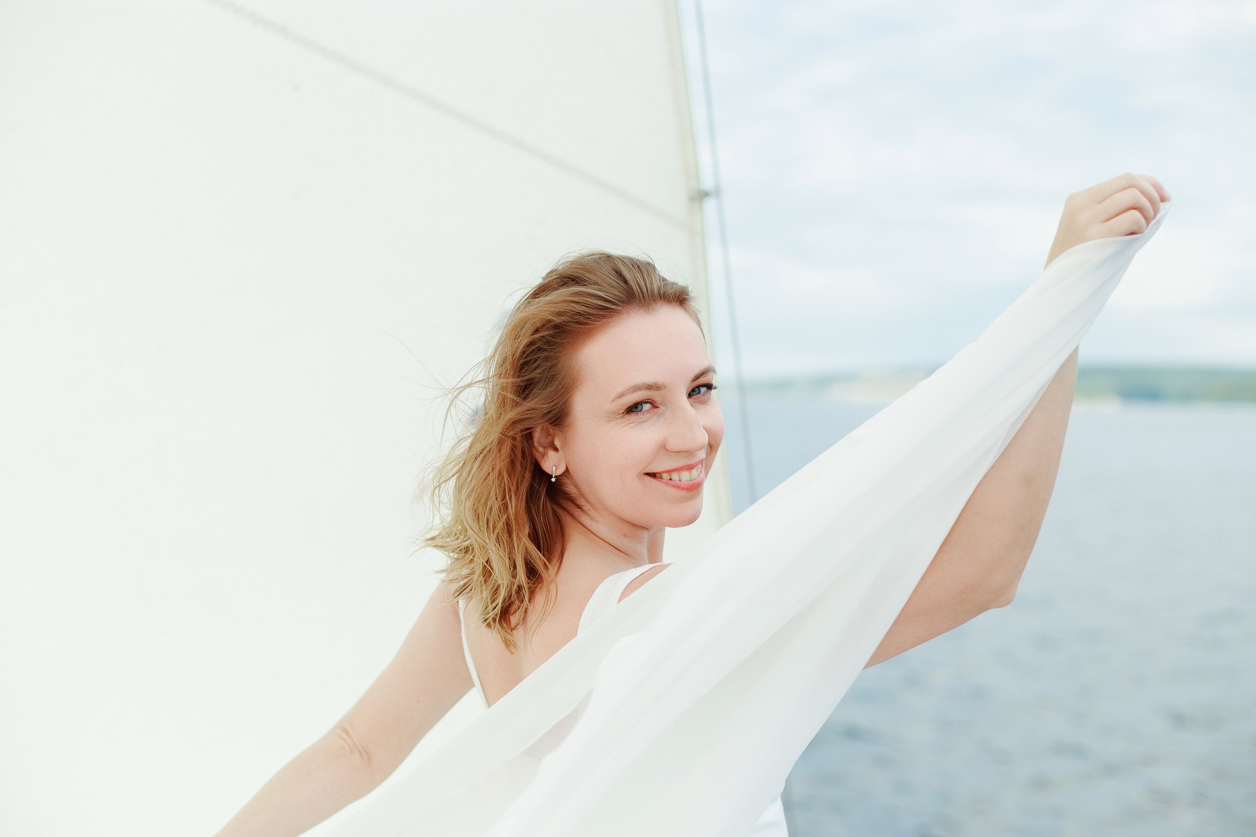 Фотосессия на яхте. Контентный фотограф в Перми Натали Кытманова