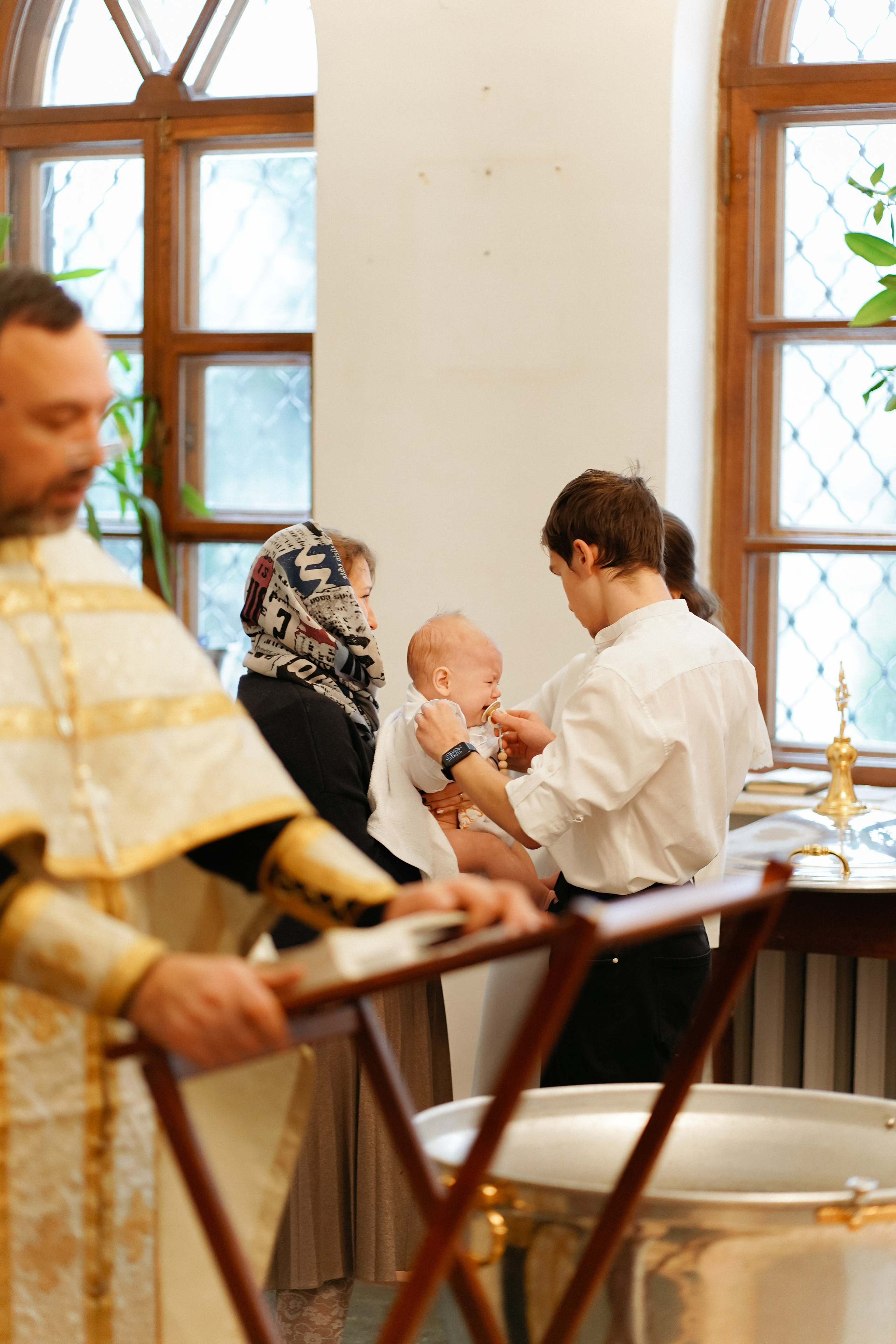 Таинство крещения Льва. Фотограф в Москве Тарасенко Татьяна