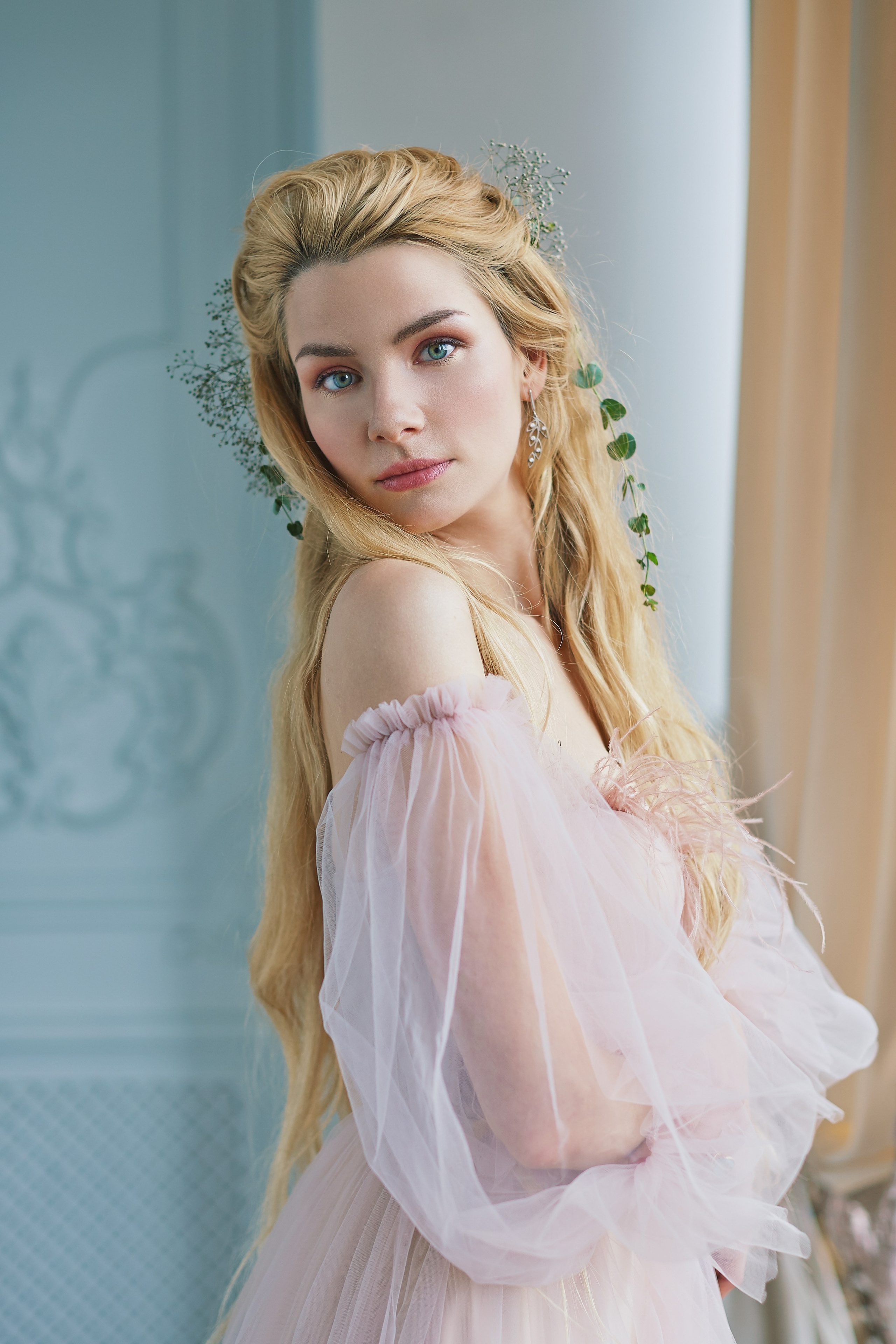 Нежная фотосессия красивой рапунцель. Фотограф Ольга Ефремова