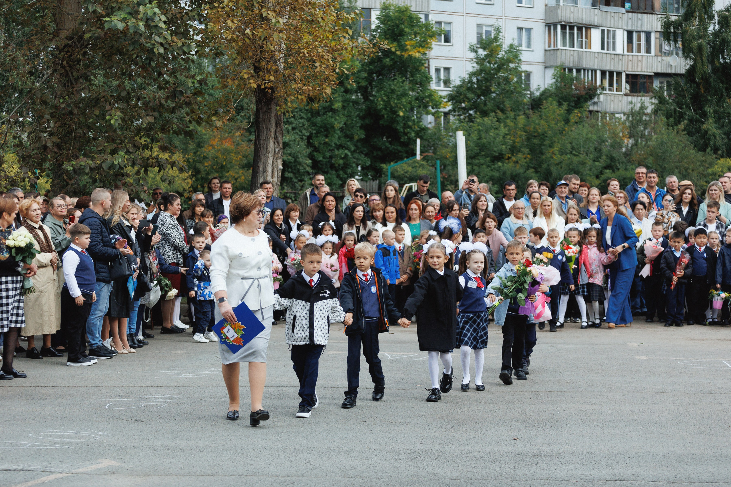 1 сентября лицей № 28. Фотомастерская Воробьевых