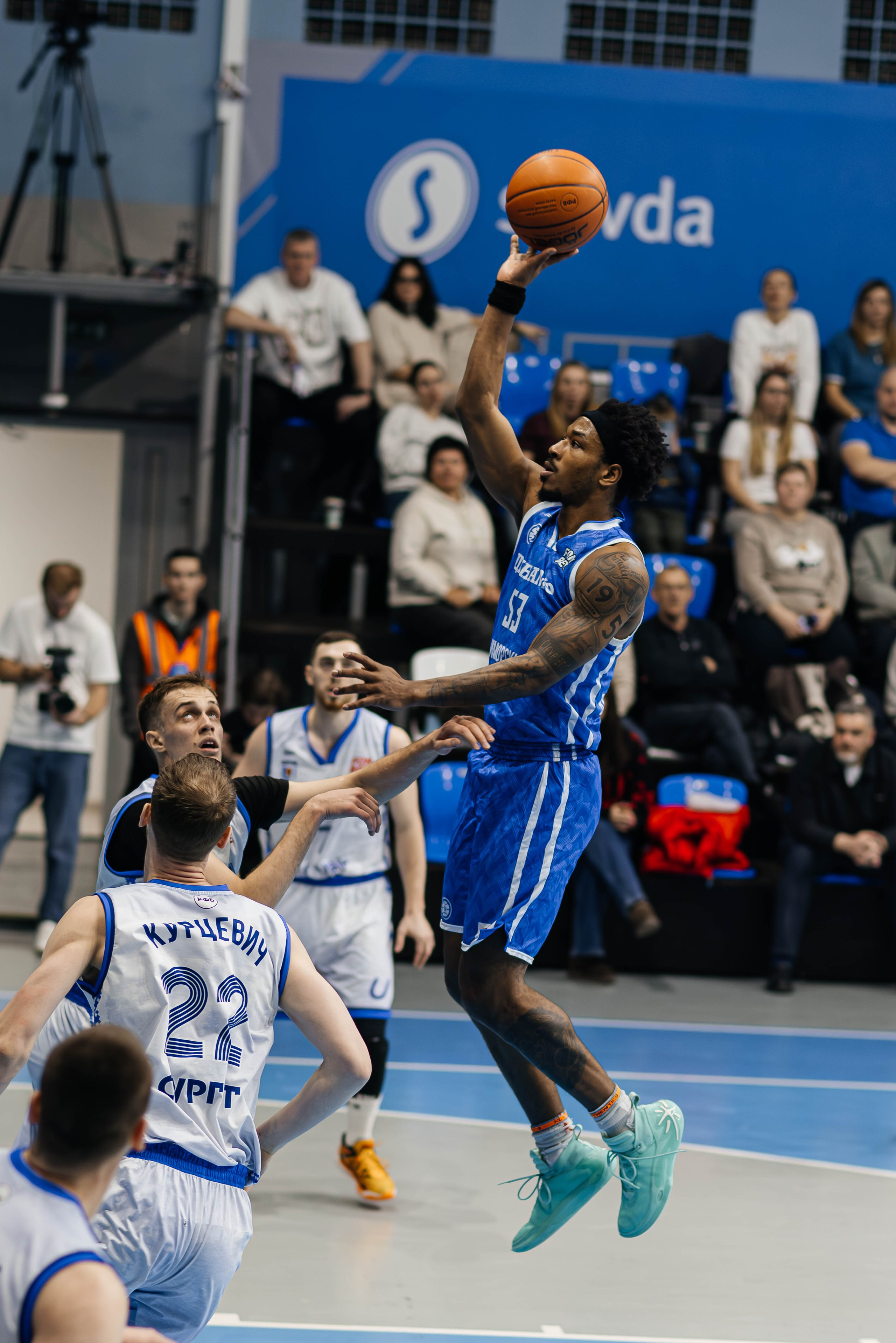 Баскетбол — Динамо. Репортажный и свадебный фотограф во Владивостоке Максим Цой