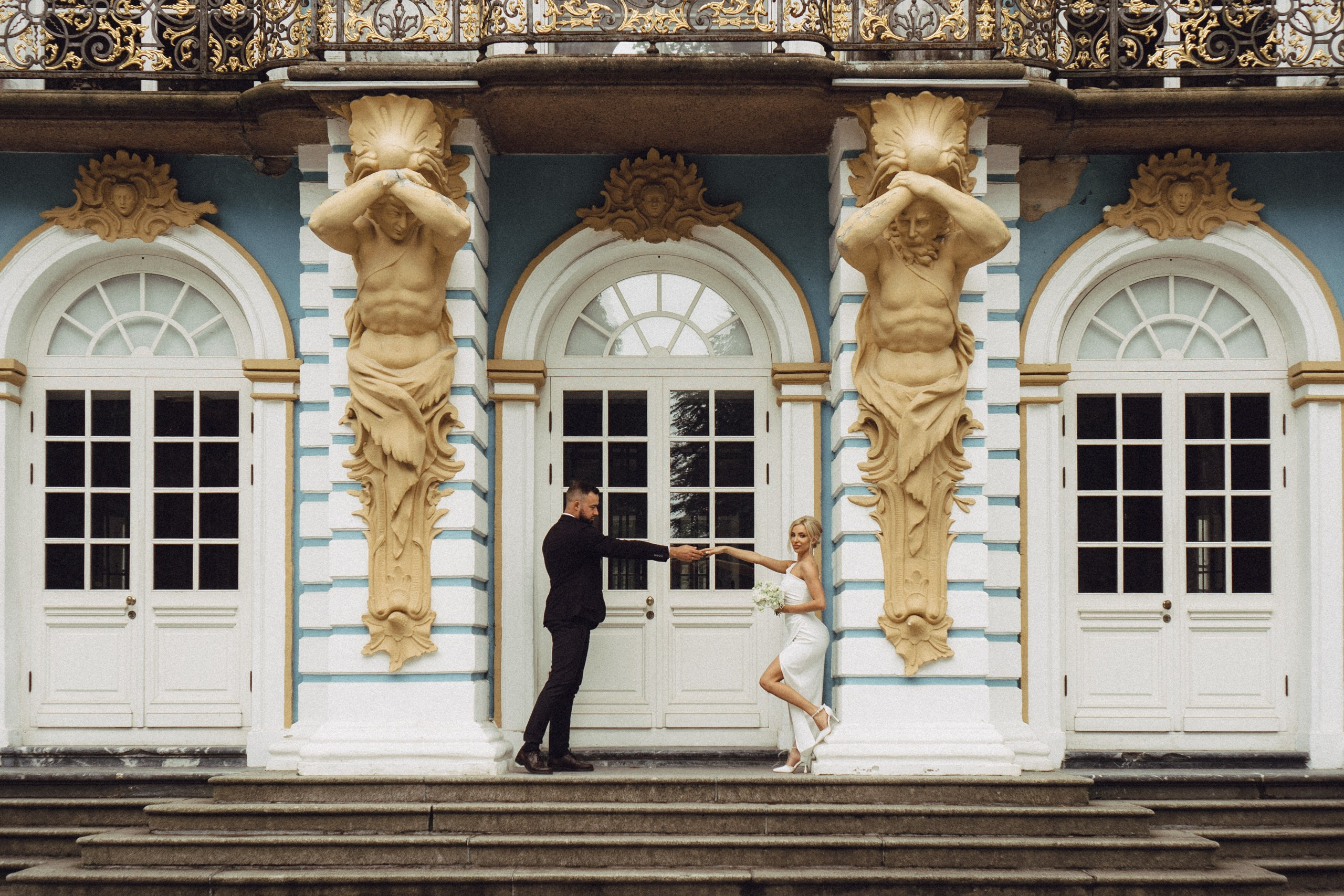 СВАДЕБНАЯ ИСТОРИЯ В ГОРОДЕ ПУШКИН ВОЗЛЕ ЕКАТЕРИНИНСКОГО ДВОРЦА И В ПАРКЕ. Профессиональный фотограф, Санкт-Петербург — Виктория Богомолова