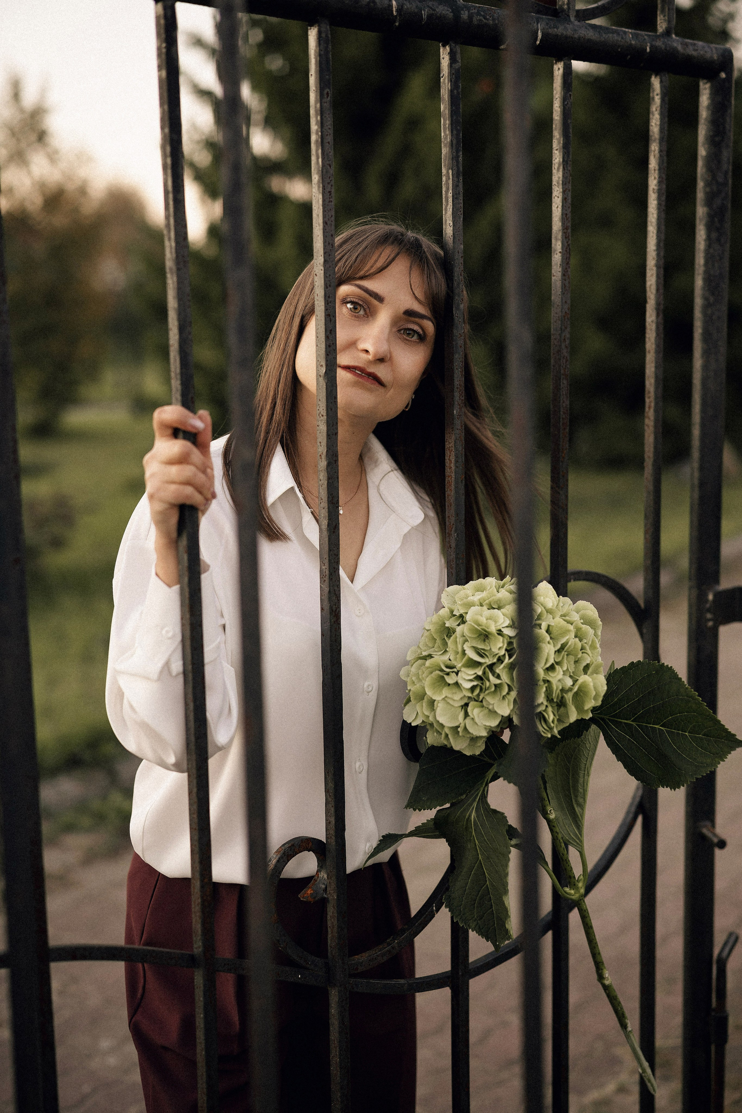 Натали с гортензией. Портретный, семейный и свадебный фотограф в Нарьян-Маре