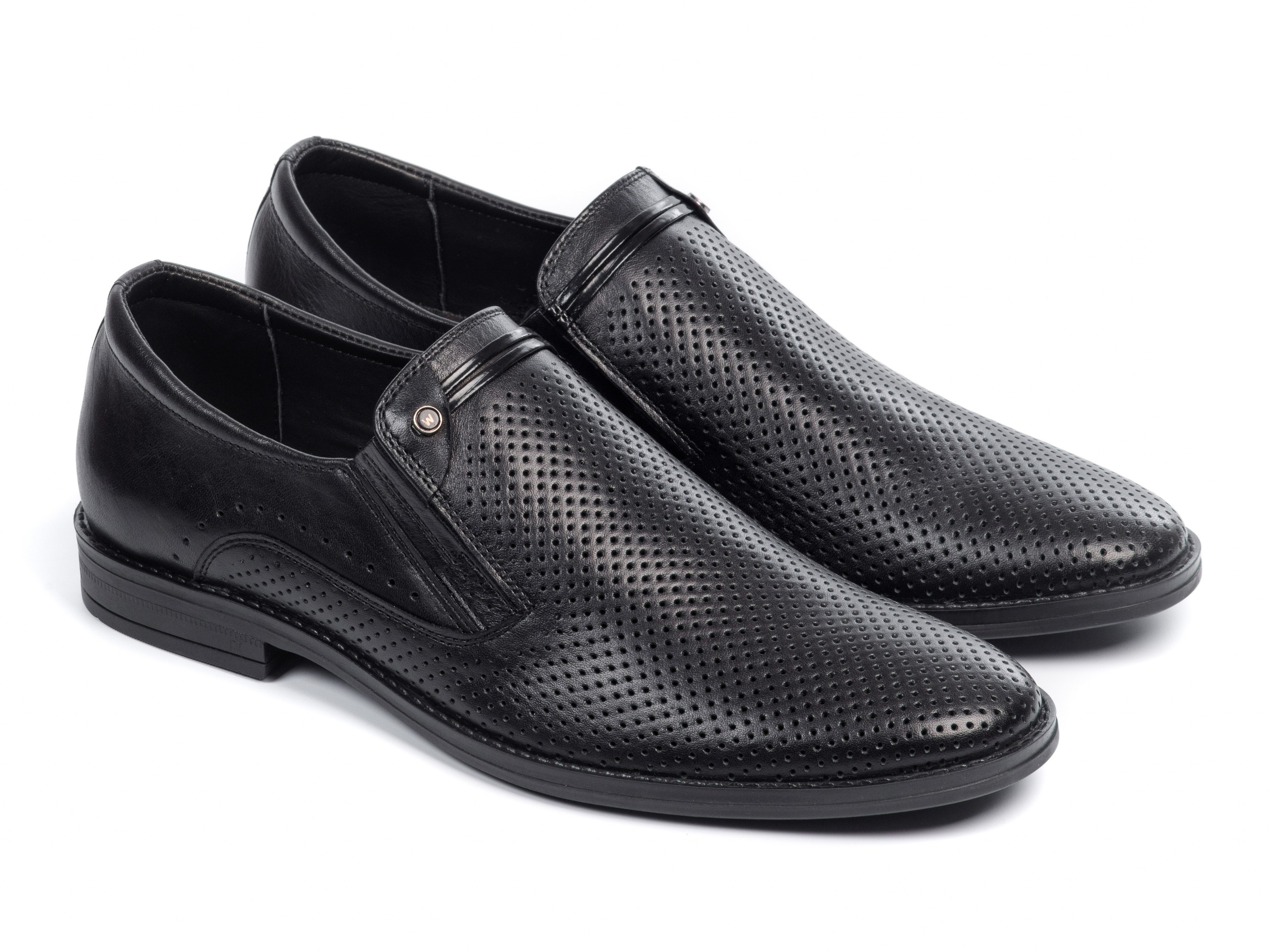 Обувь для каталога и маркетплейсов. Предметный фотограф Александр Трузян