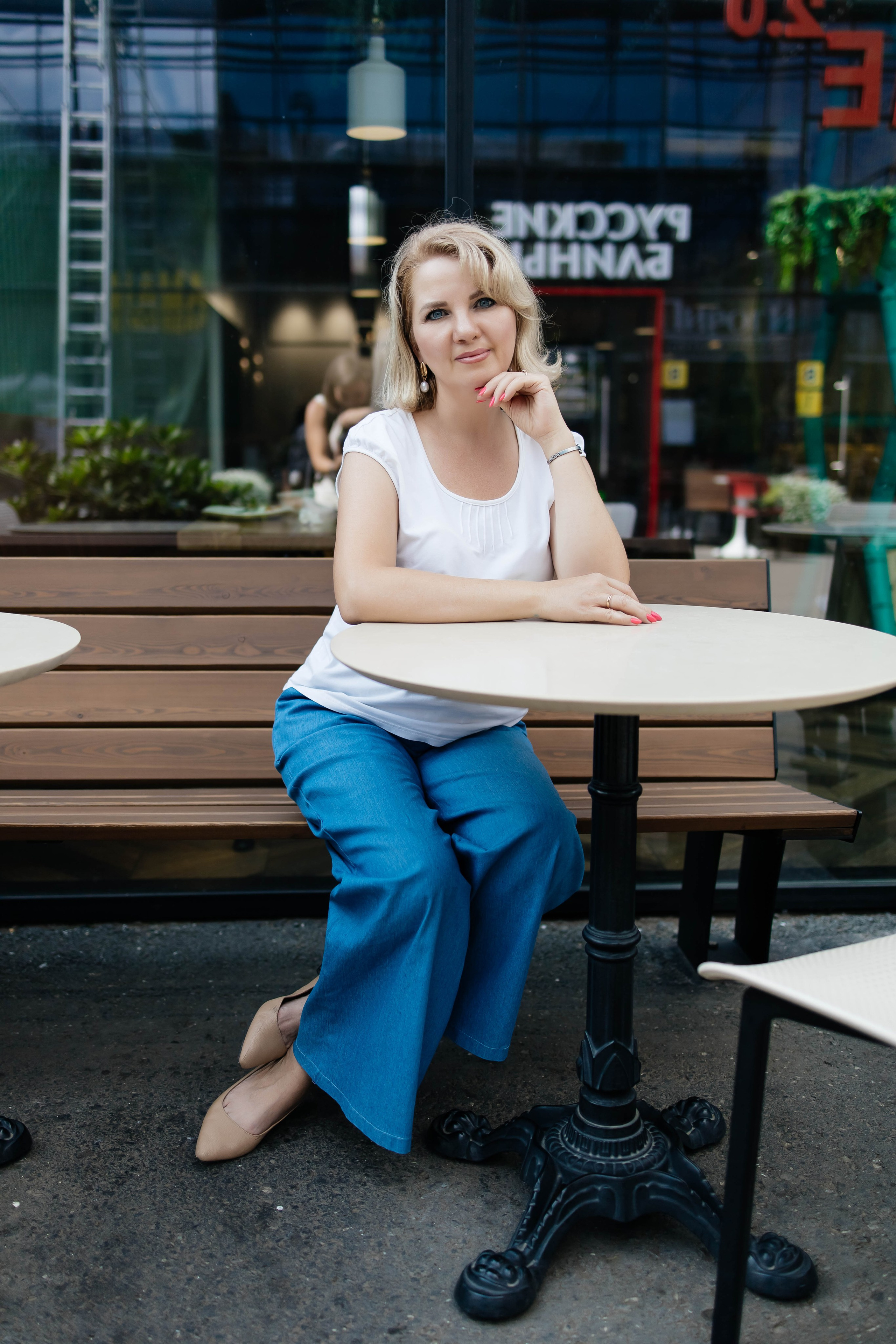 Елена прогулочная съемка. Женский фотограф в Оренбурге Ирина Заводчикова