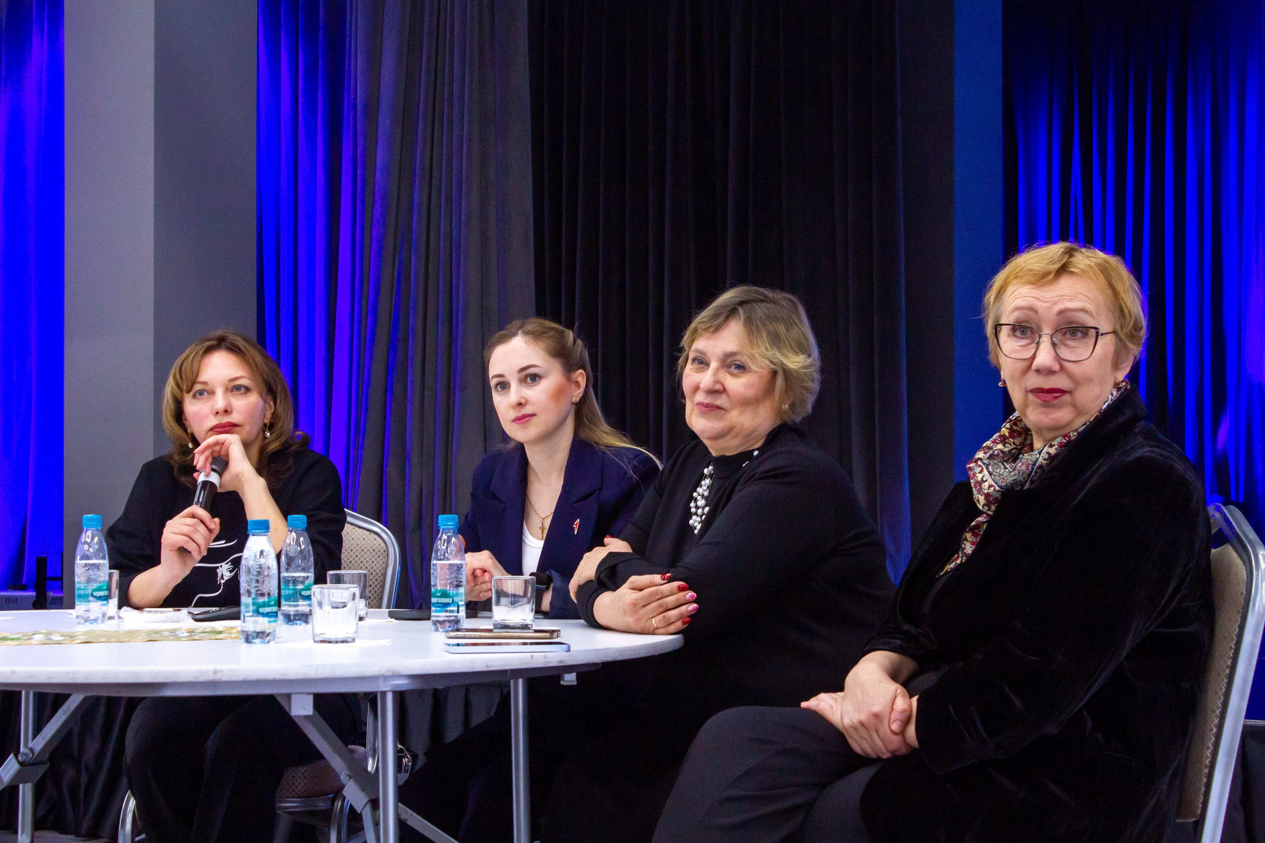 Круглый стол «Каким быть школьному театру»