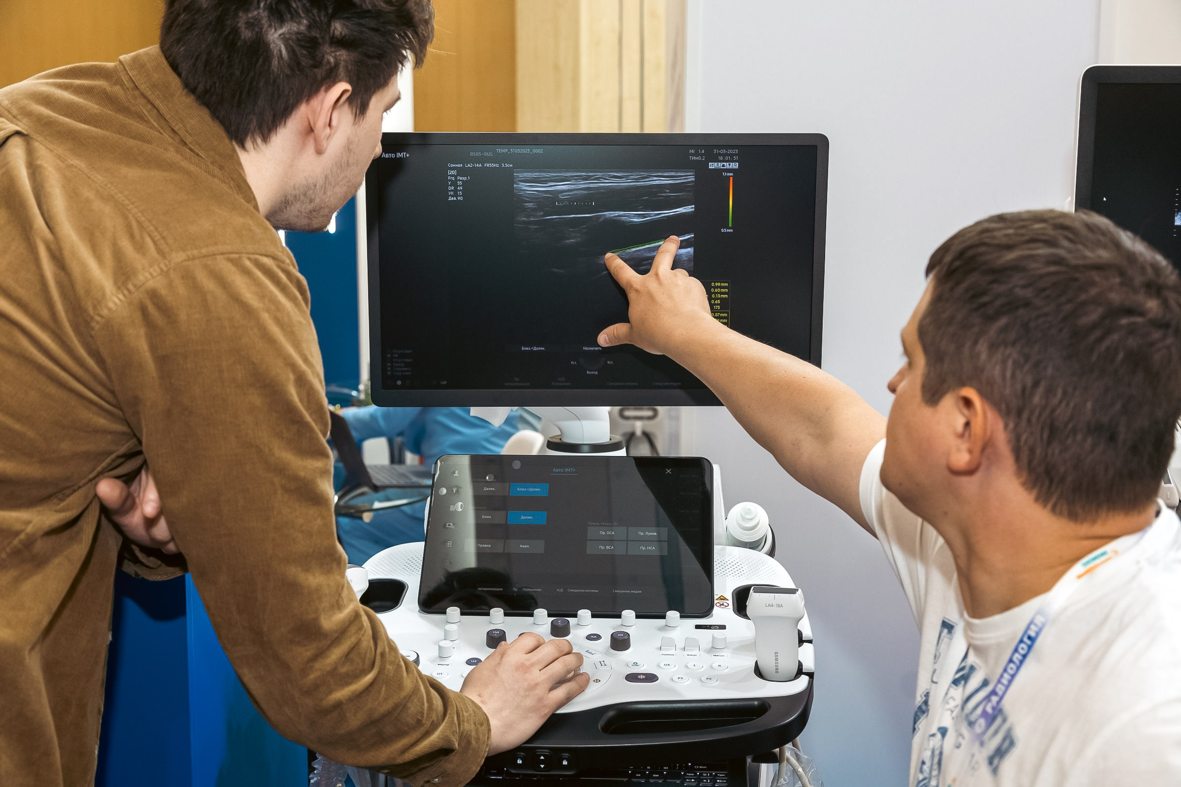 Съёмка стенда на выставке. Фотограф на мероприятие в Москве Марик