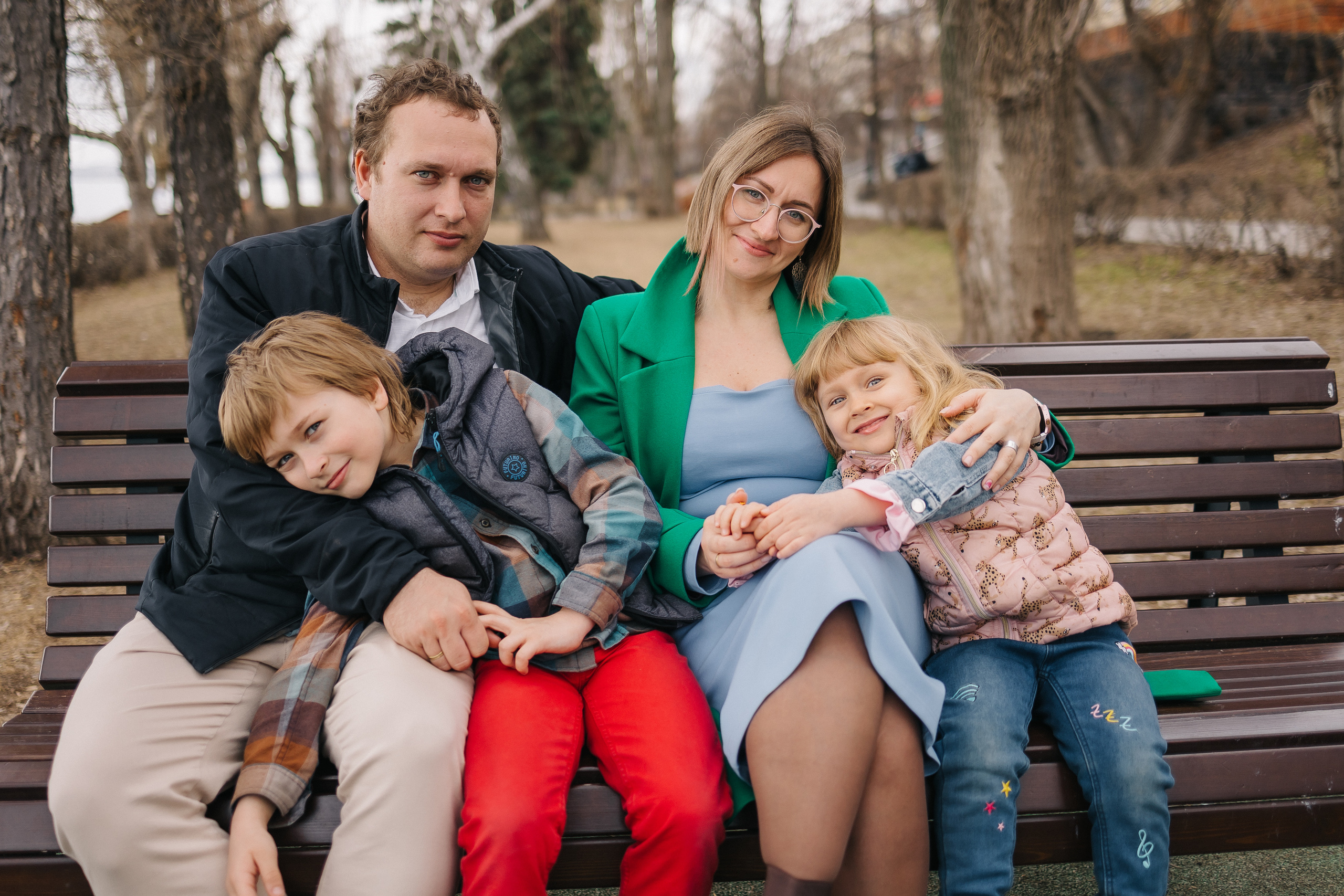 Аня с семьей. СЕМЕЙНЫЙ ФОТОГРАФ В САРАТОВЕ