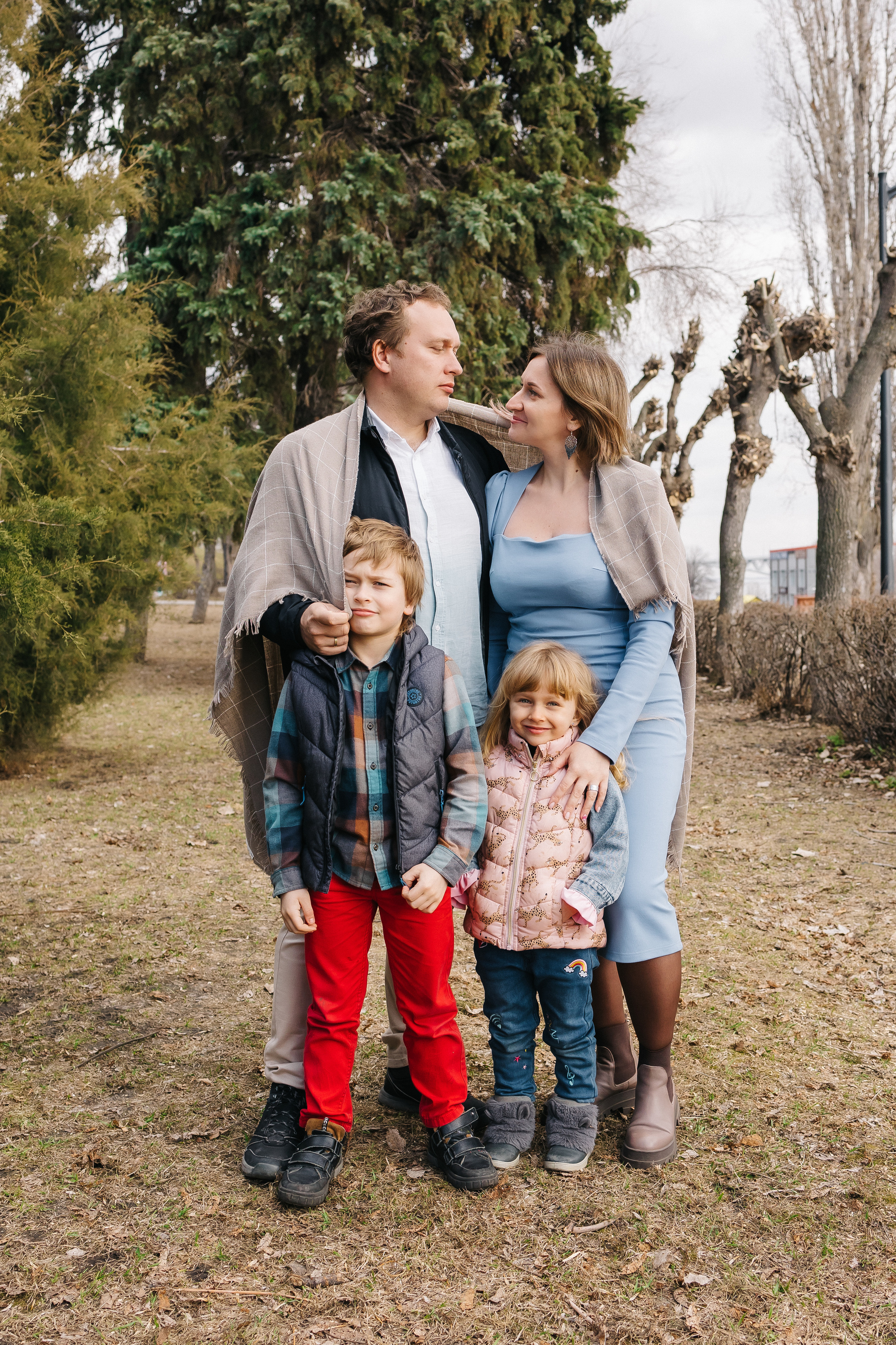 Аня с семьей. СЕМЕЙНЫЙ ФОТОГРАФ В САРАТОВЕ