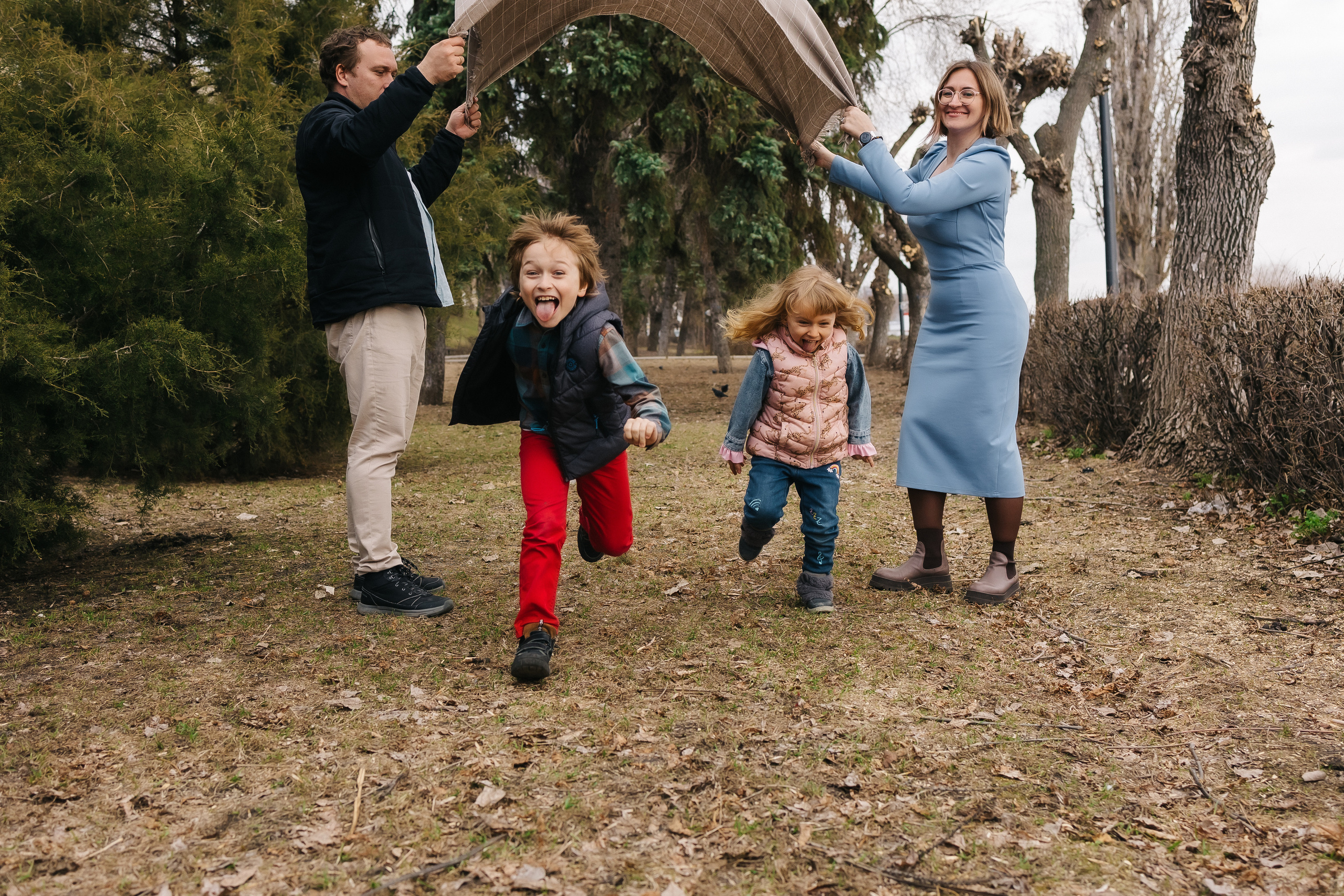 Аня с семьей. СЕМЕЙНЫЙ ФОТОГРАФ В САРАТОВЕ