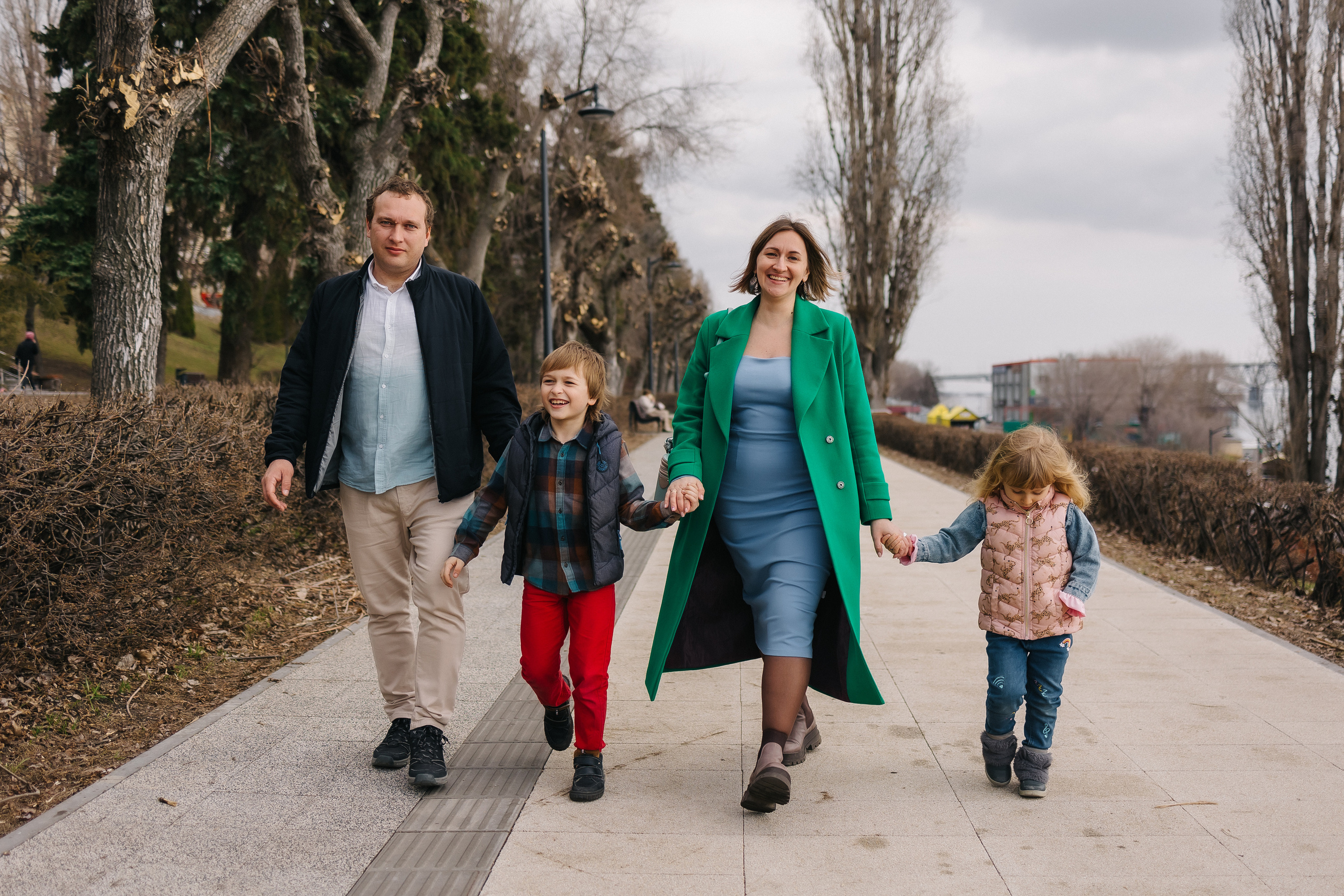 Аня с семьей. СЕМЕЙНЫЙ ФОТОГРАФ В САРАТОВЕ