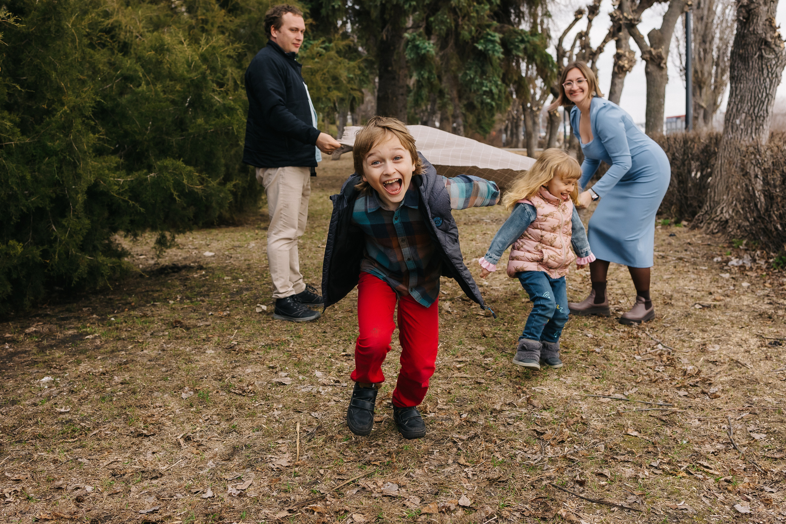 Аня с семьей. СЕМЕЙНЫЙ ФОТОГРАФ В САРАТОВЕ