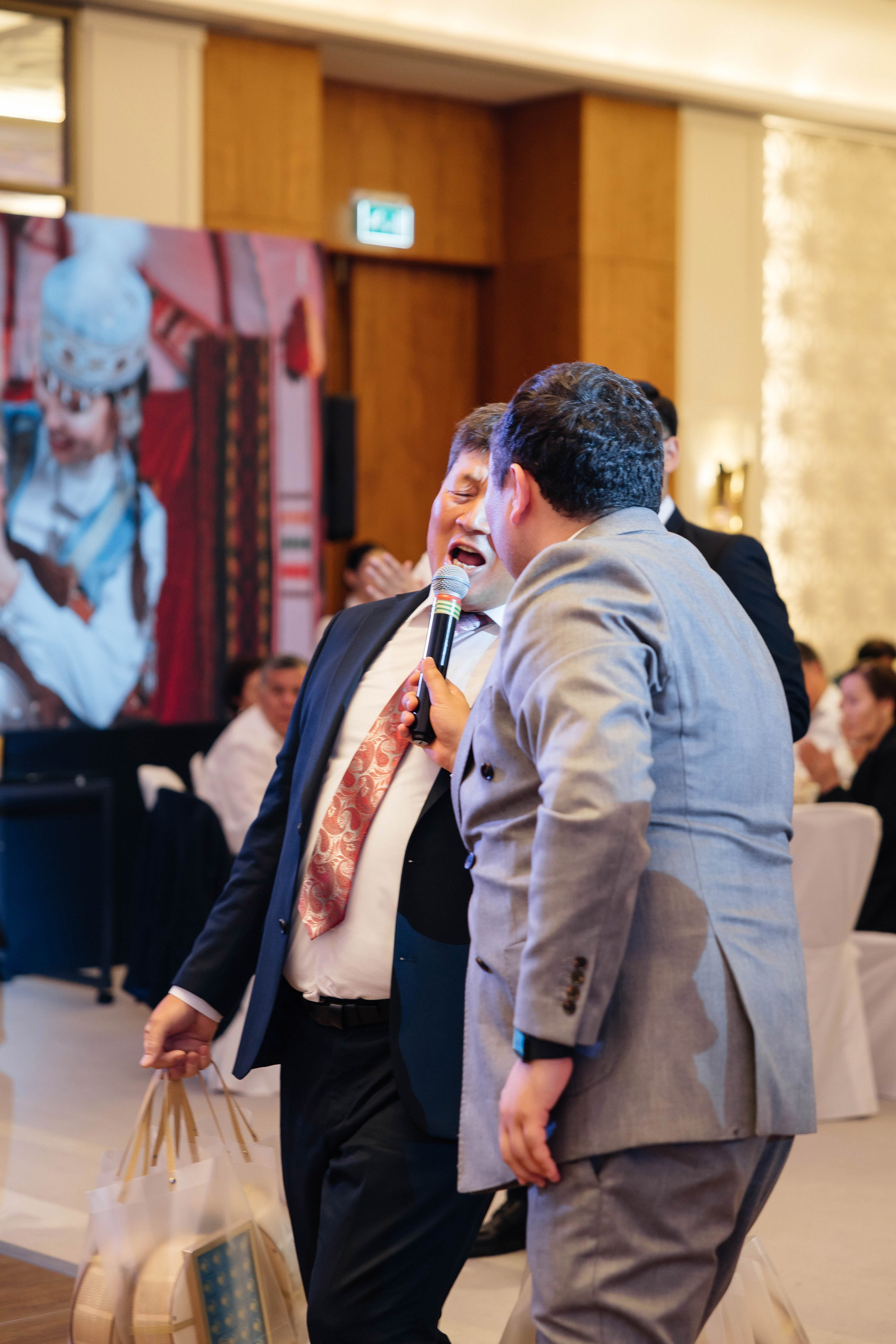 Alina Uzatu. Профессиональный фотограф в городе Астана/Алматы Даурен Сембаев