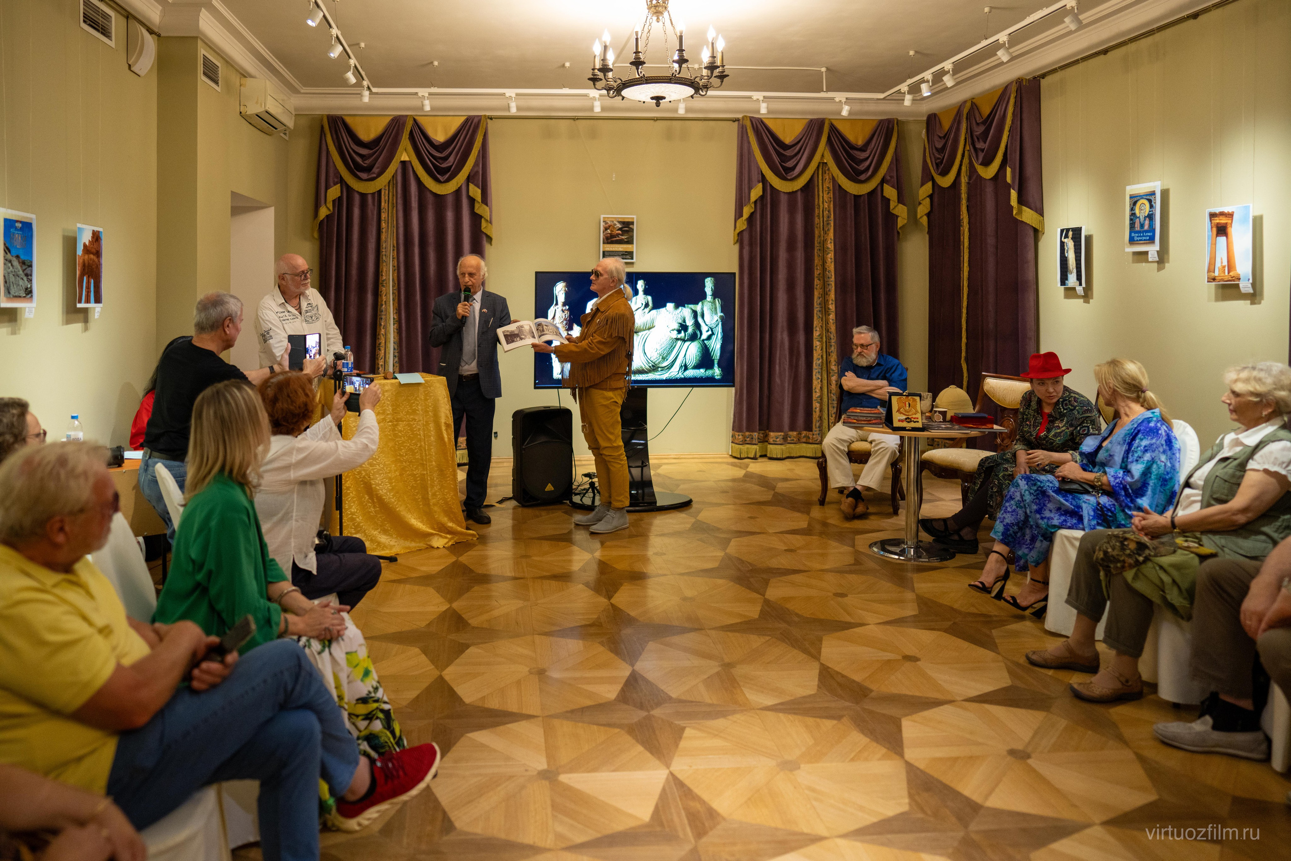 Встреча с писателем и путешественником Андрэ Ролланом