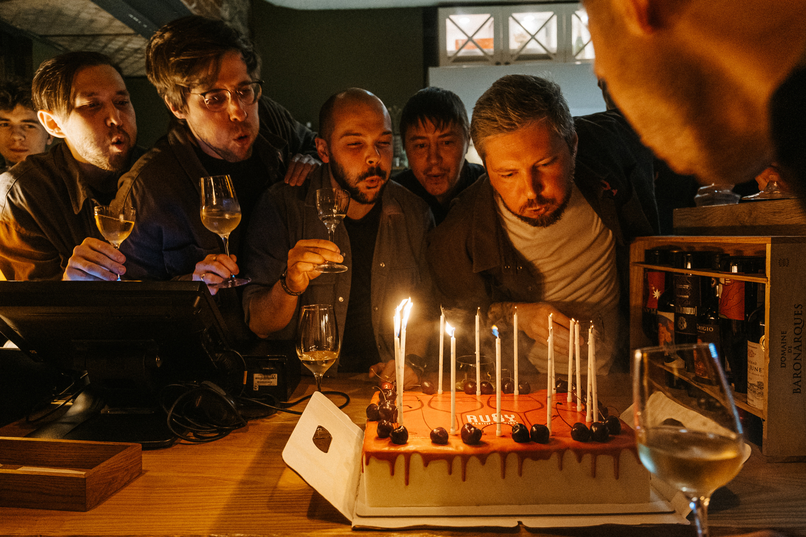 8 лет Ruby wine bar. #фотокаквкино | Фотографирую людей