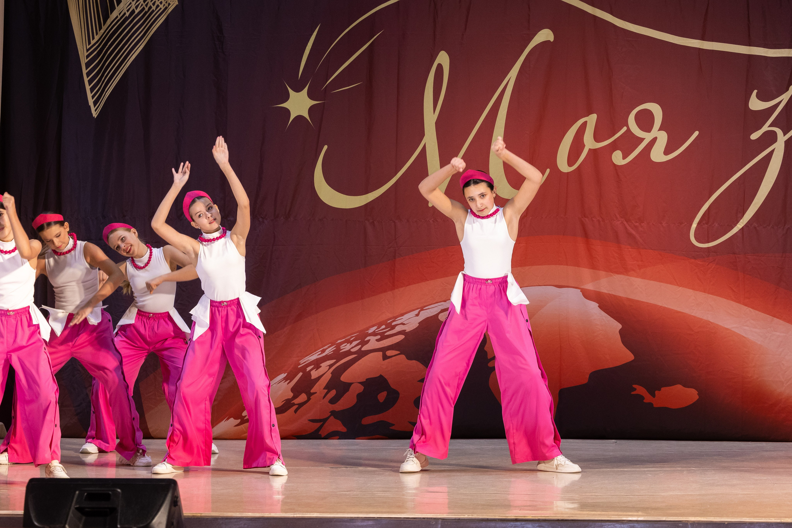 9 ноября, танцевальные номера, г. Волгоград. Золотое яблочко