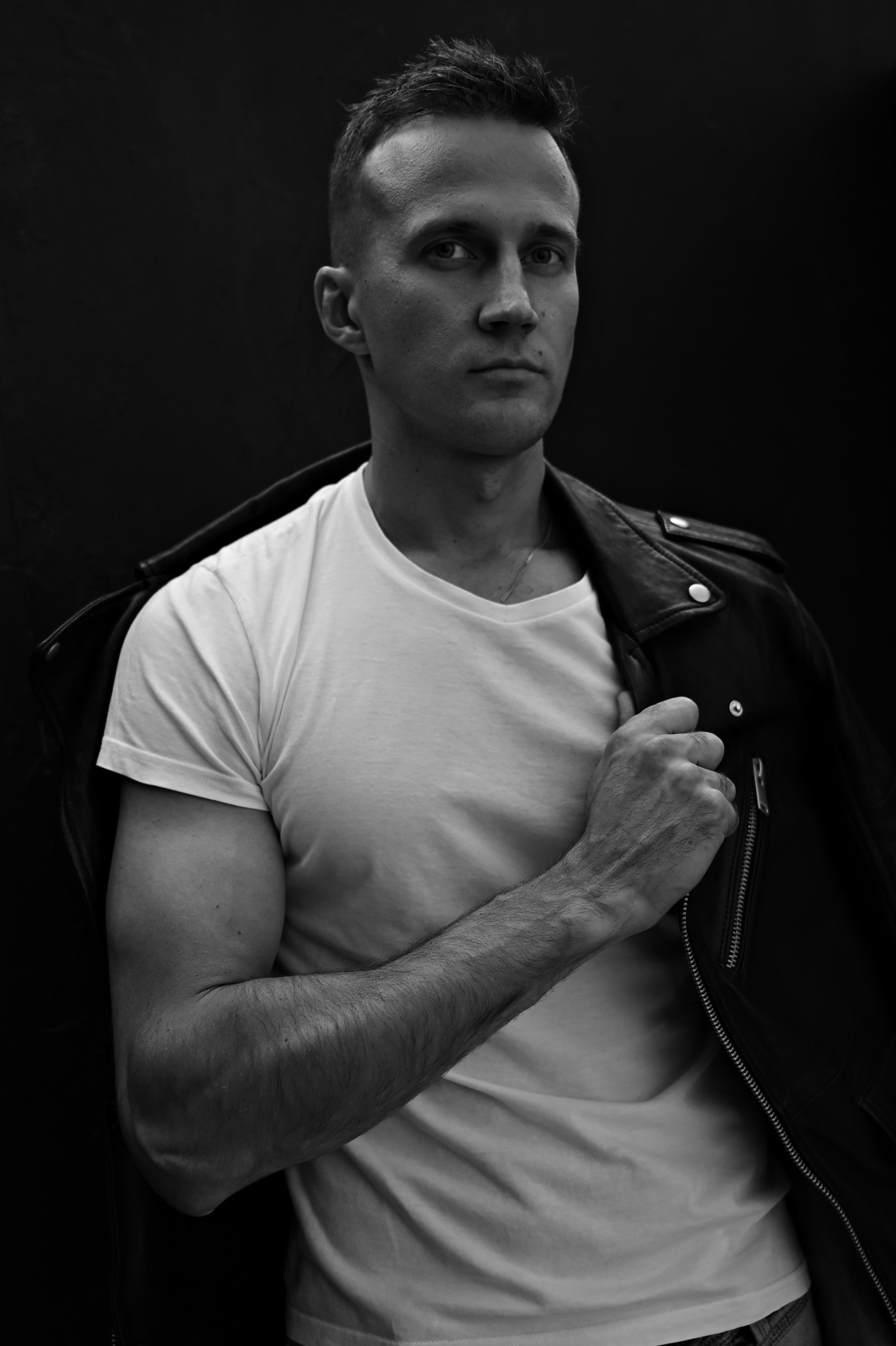 Юрий. Портретный и мужской фотограф в Новосибирске