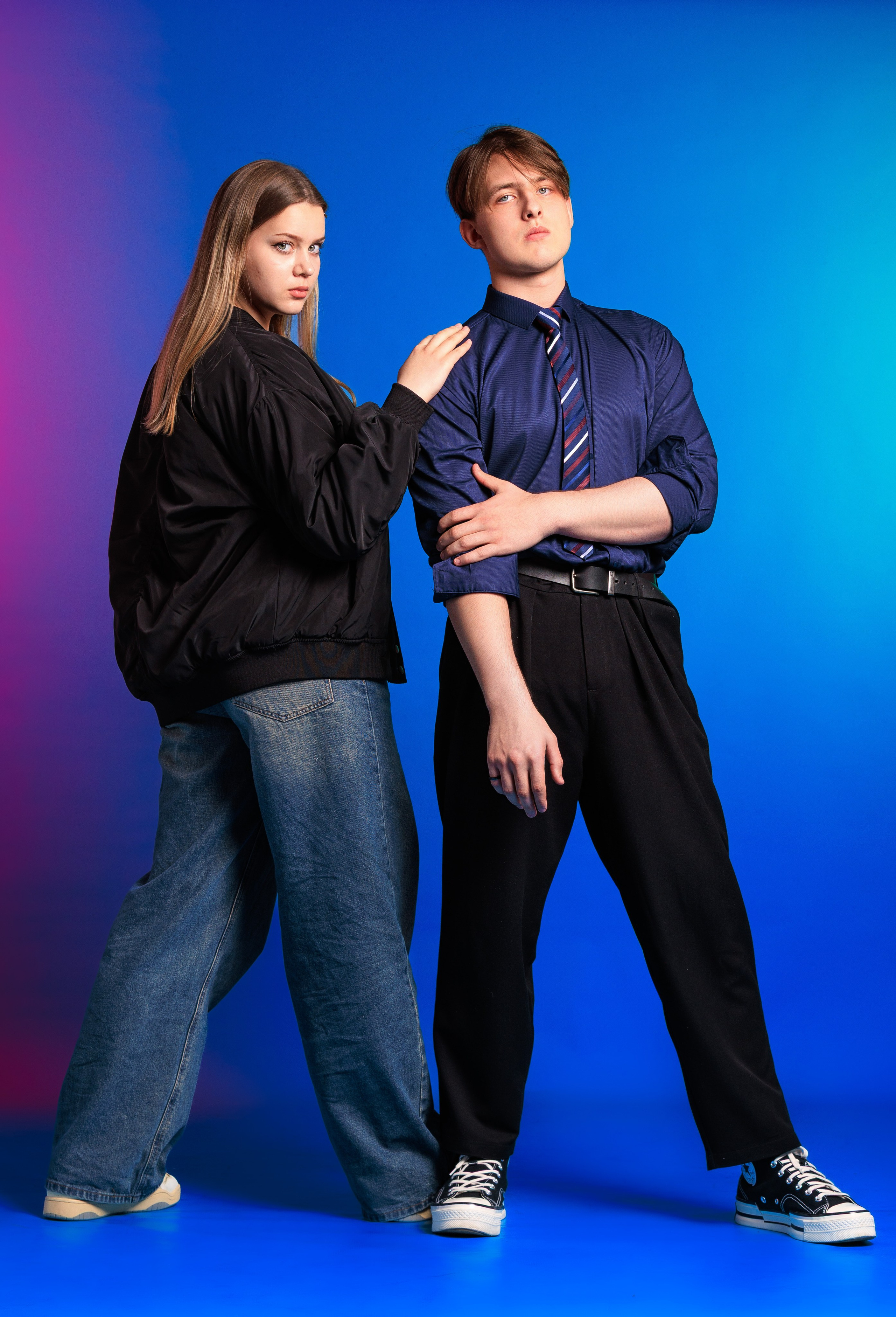 Смотреть фотки в фотостудии. Выпускные альбомы Геленджик, Новороссийск, Краснодар, Туапсе