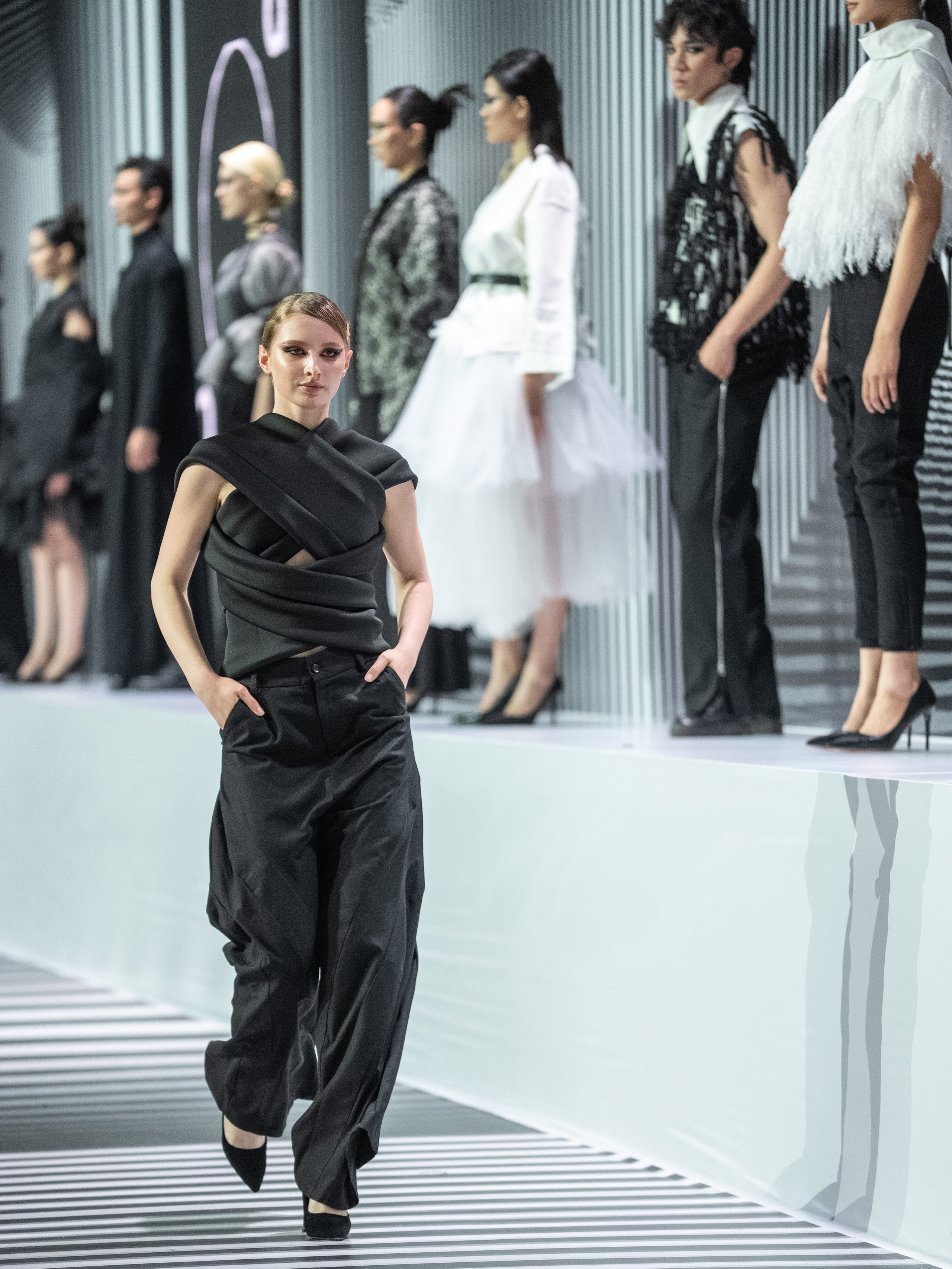 NAZAR ALMAZBEKOB (Кыргызстан). Сайт Алматинского НЮ АРТ, будуар и фэшн фотографа Дениса Карпенко