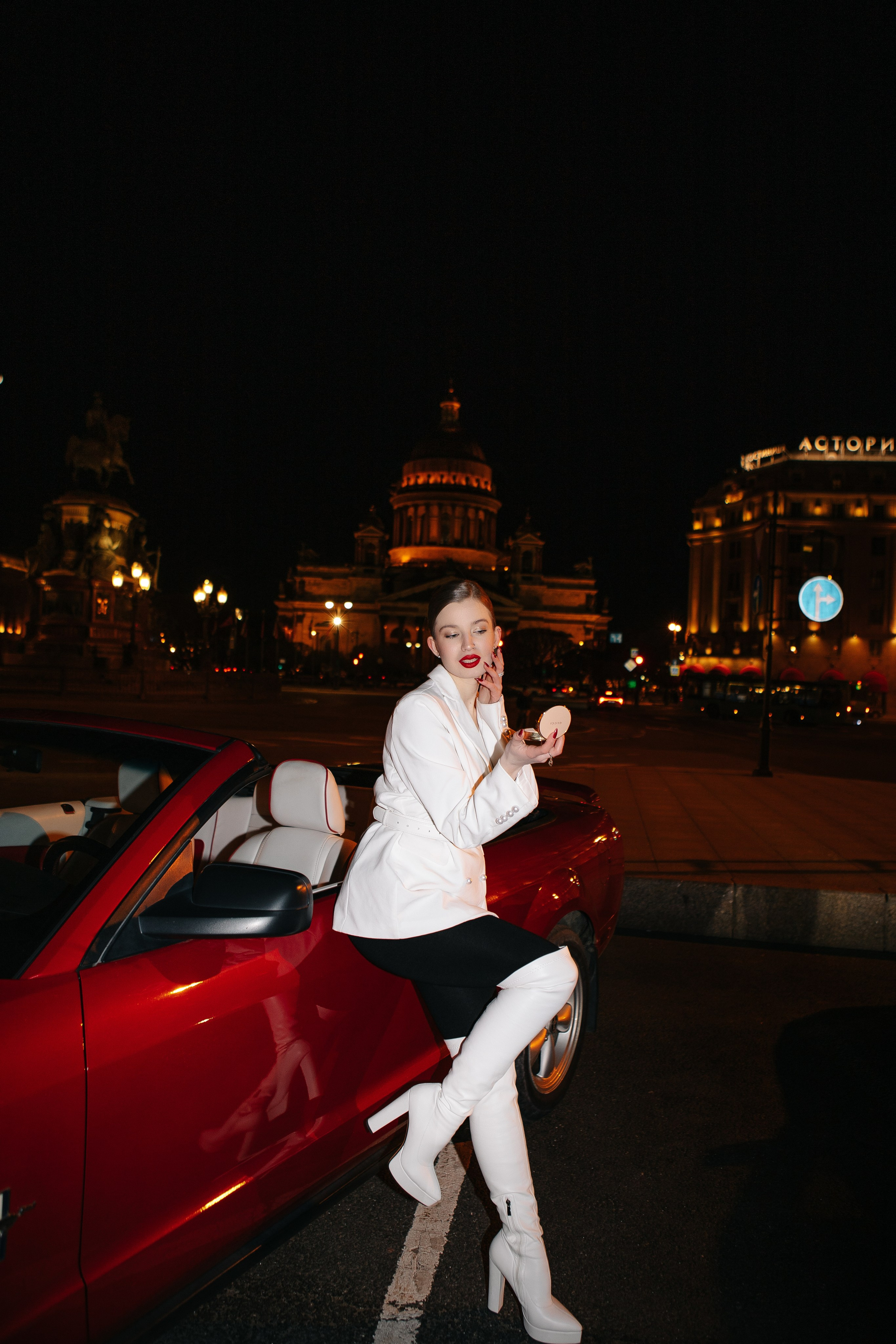 Алена — ночной кабриолет. Elena Sova — семейный и женский фотограф в Санкт-Петербурге
