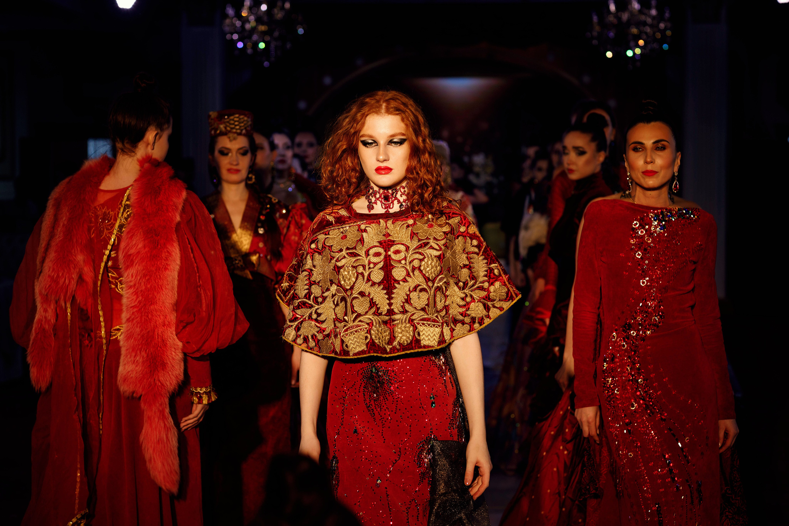 Показ коллекции Игоря Дадиани — 2023.04.01. Портретный и репортажный фотограф в Чебоксарах Андриян Чаркин