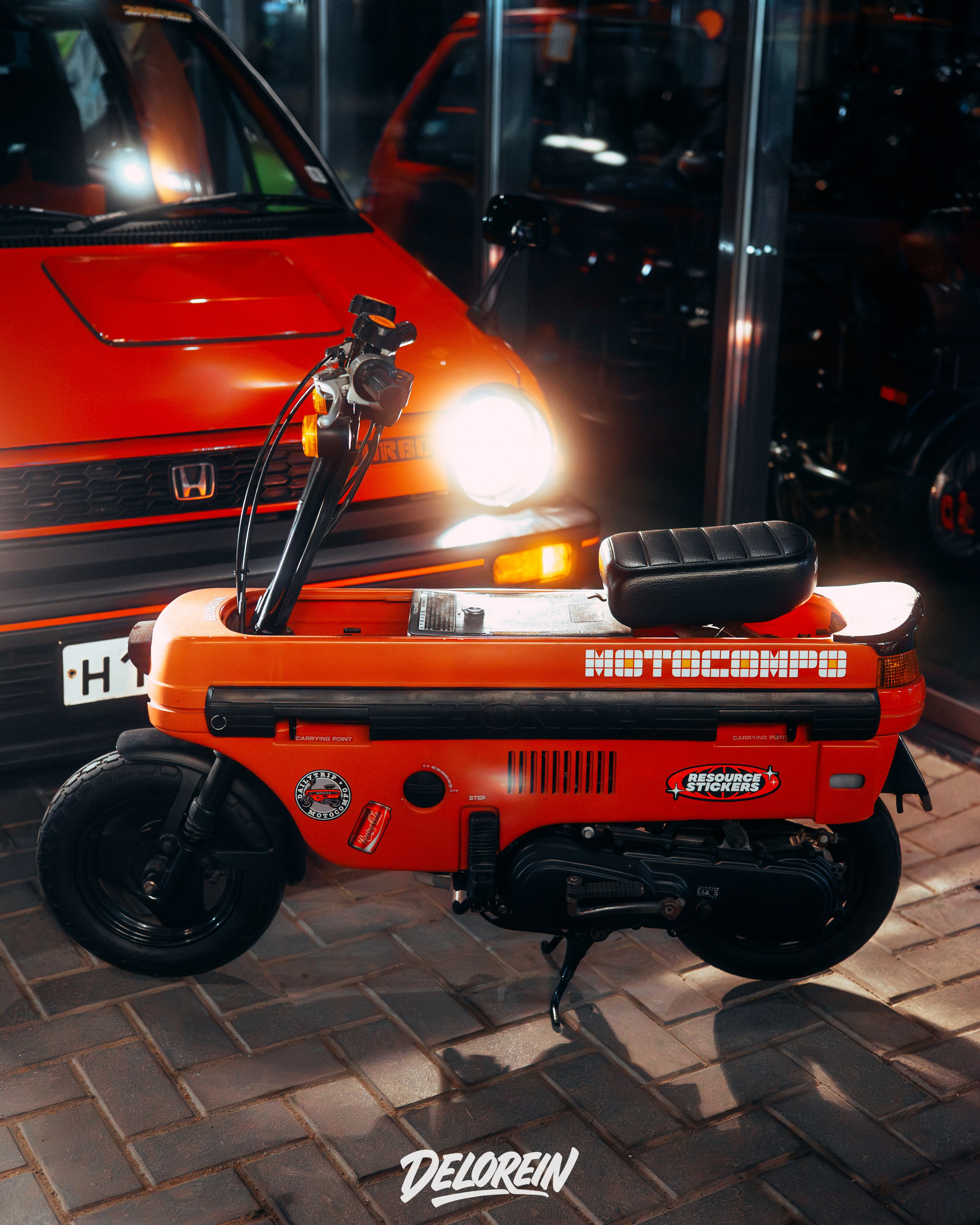 Honda City & Motocompo. DeLorein