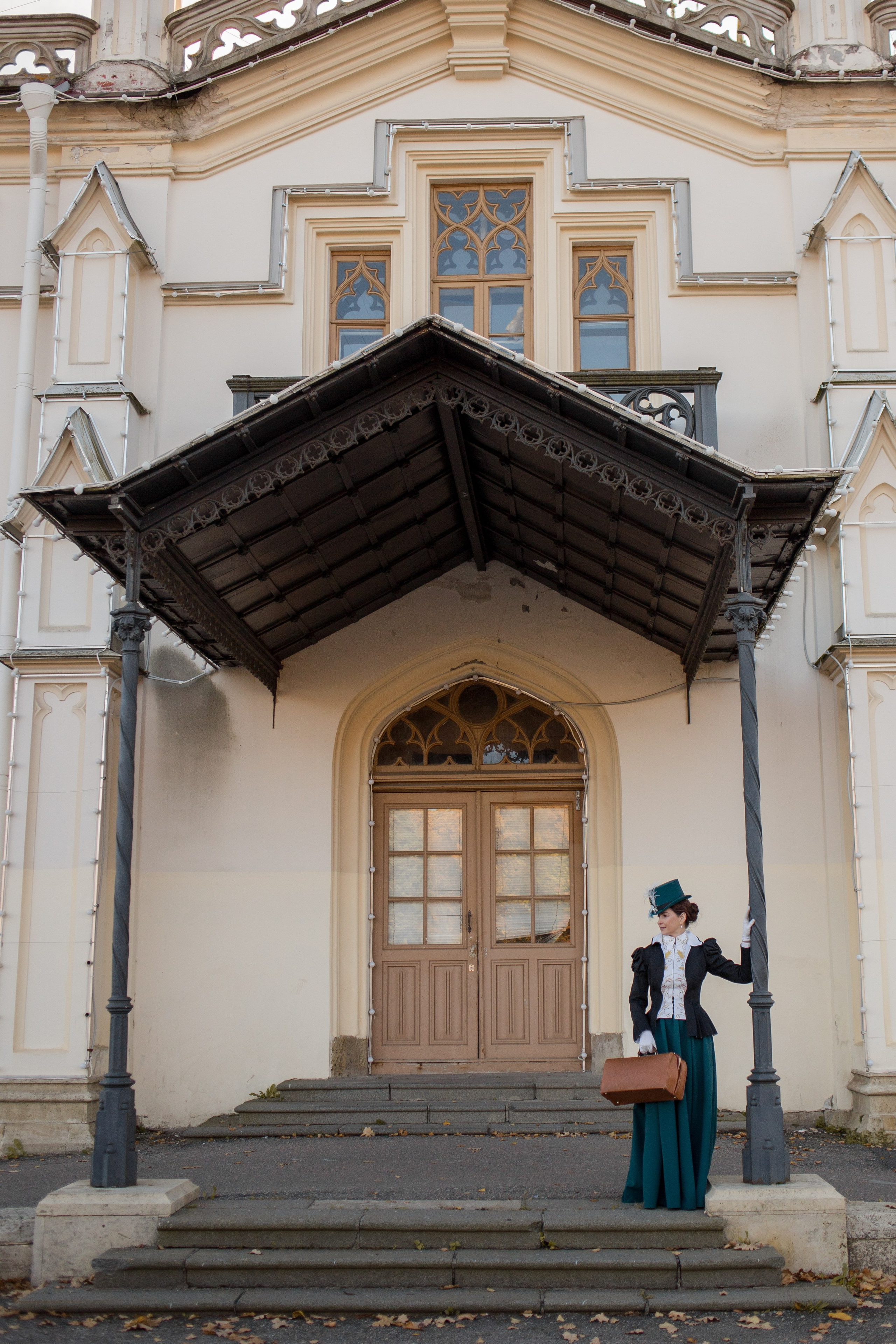 Фотосессия с лошадью в историческом стиле