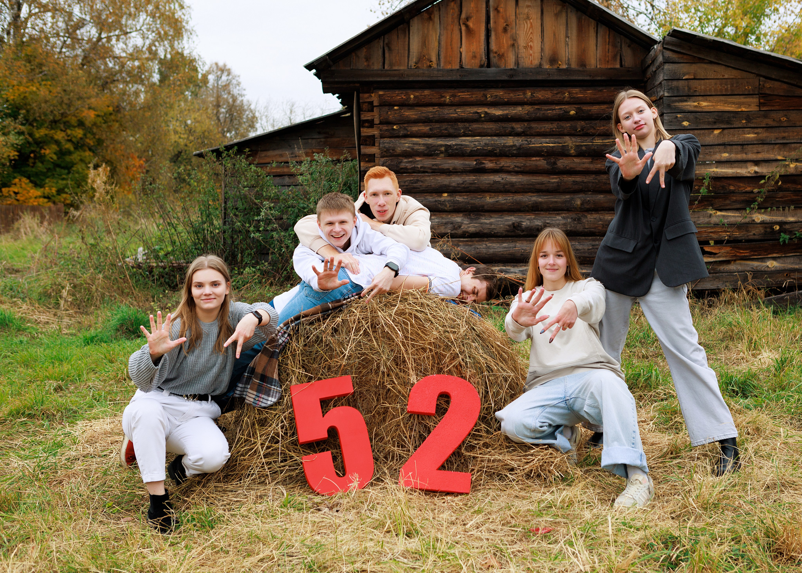 Школа 9 — 11 классы. Выпускные альбомы для школ и детских садов