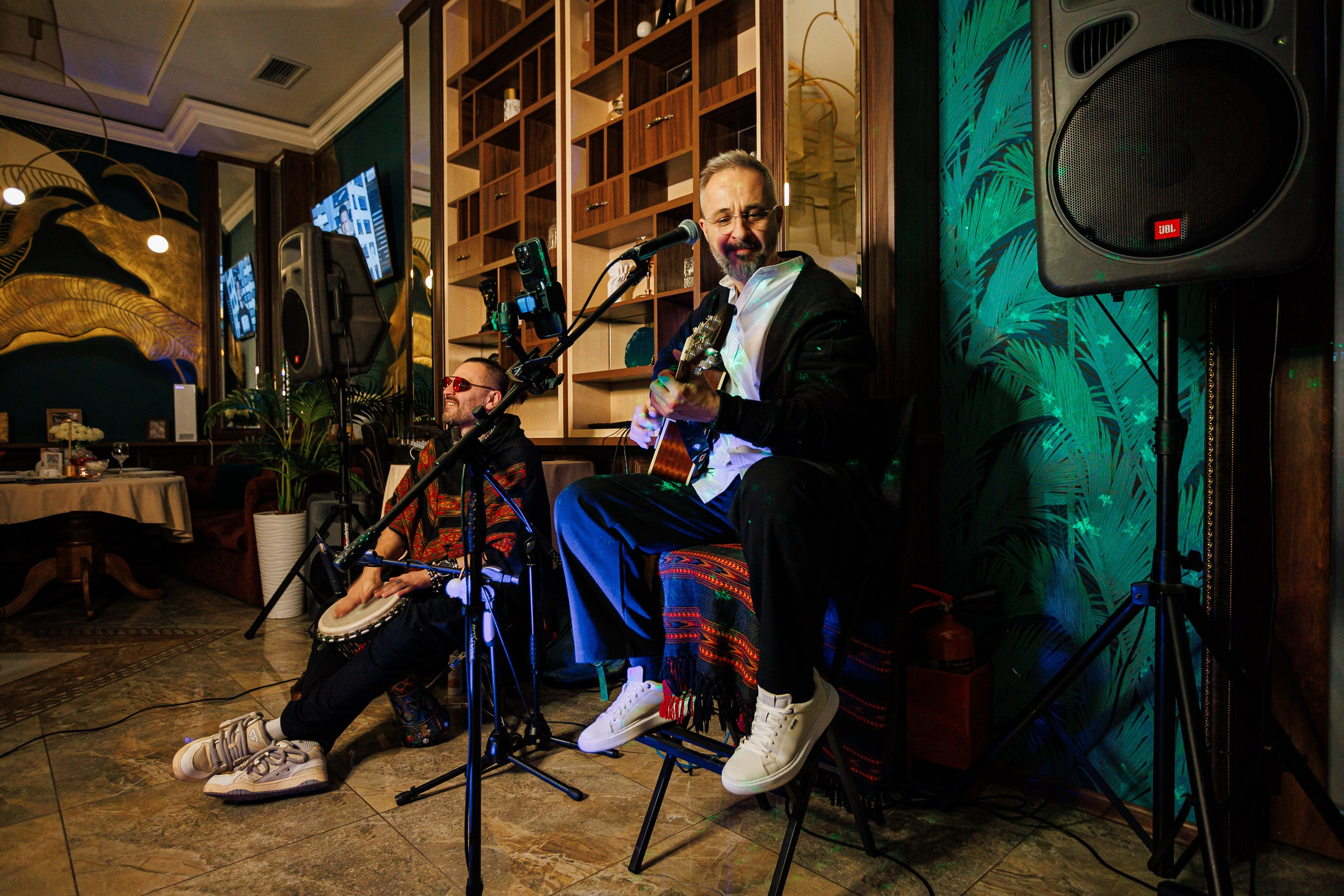 Музыкальные вечера. Квартирник. Александр Конецкий_Чистые пруды_Симферополь_16.02.2025. Аминов Руслан | Фотограф